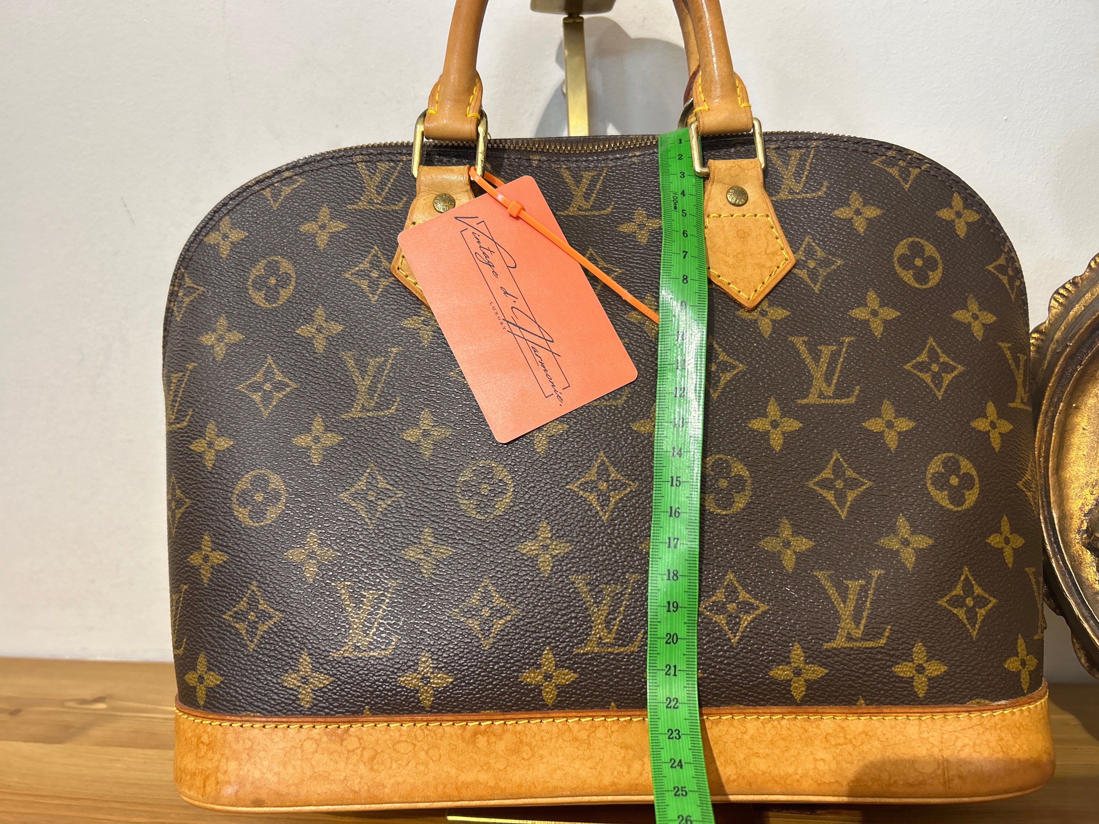 Louis Vuitton Alma