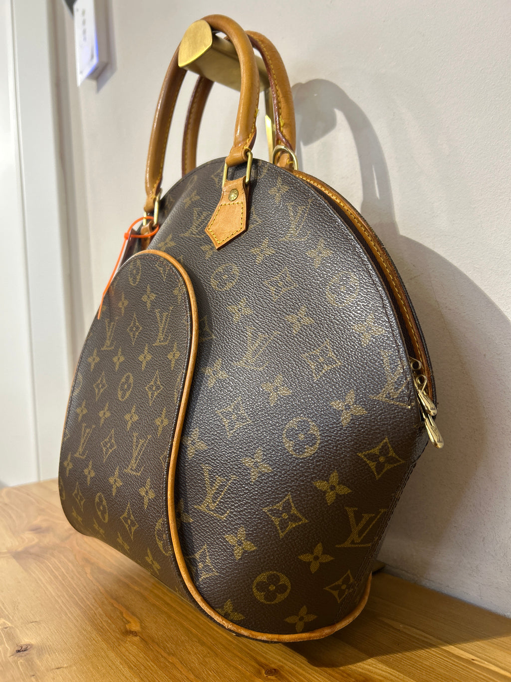 Louis Vuitton Ellipse MM