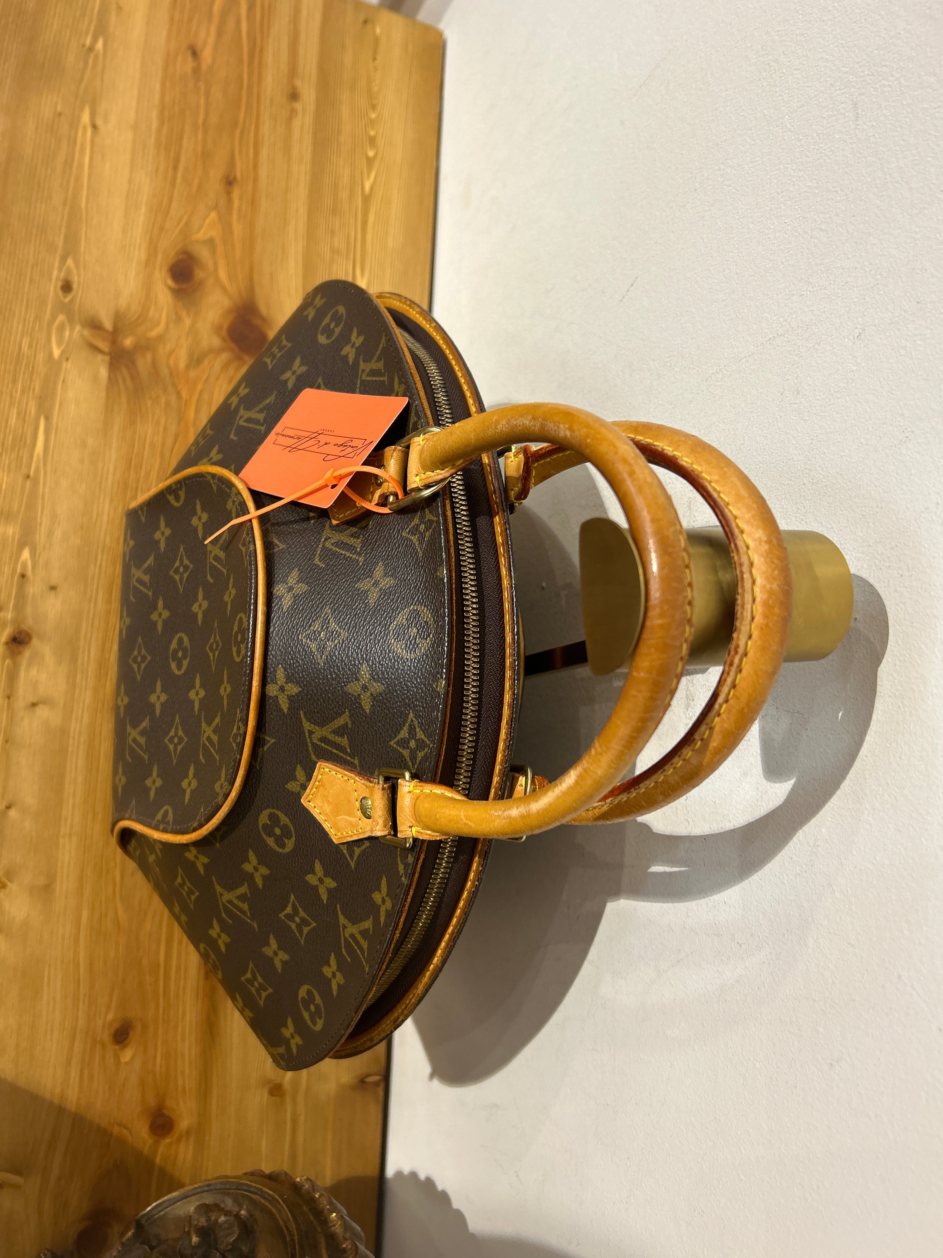 Louis Vuitton Ellipse MM
