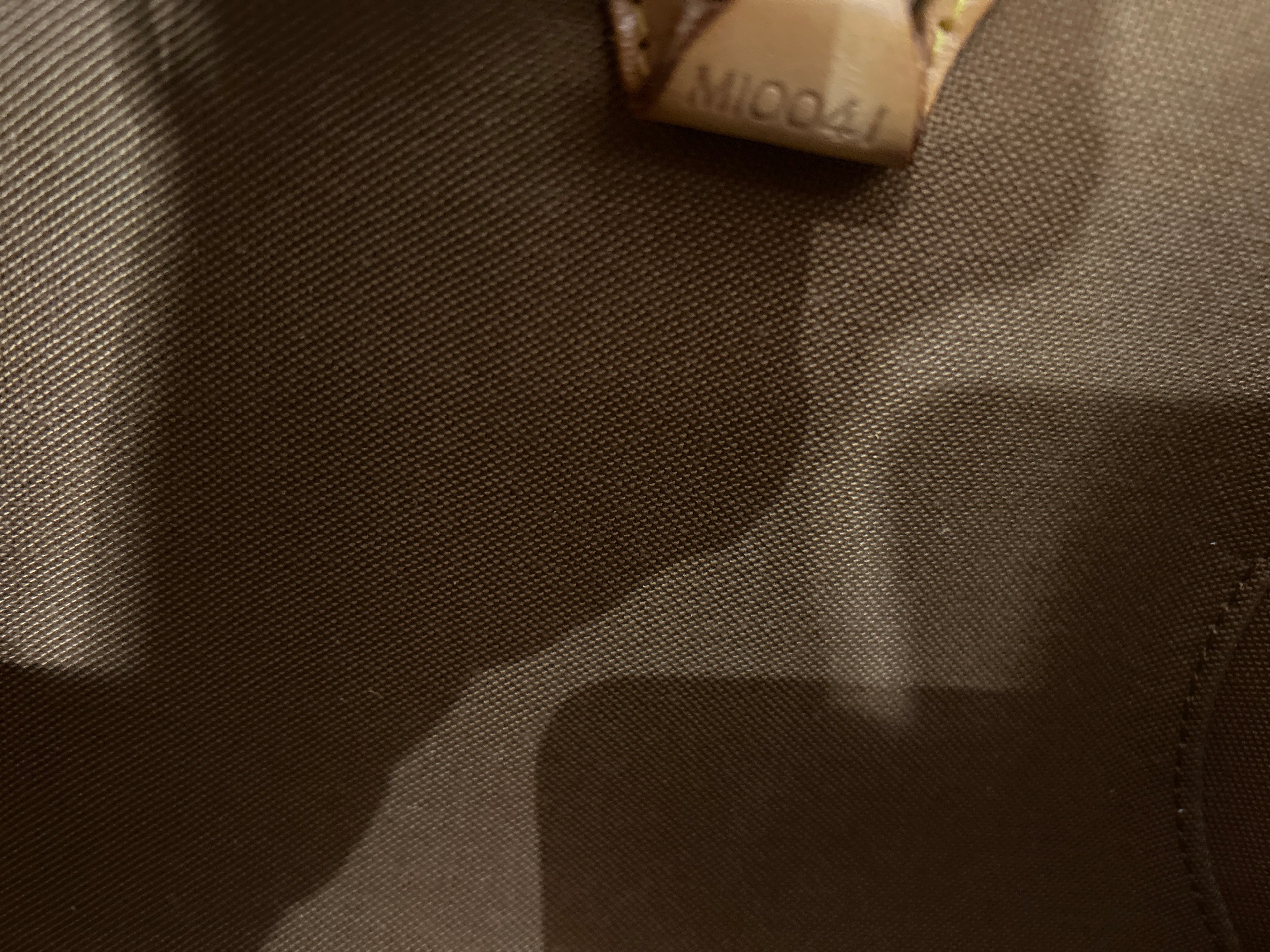 Louis Vuitton Ellipse MM