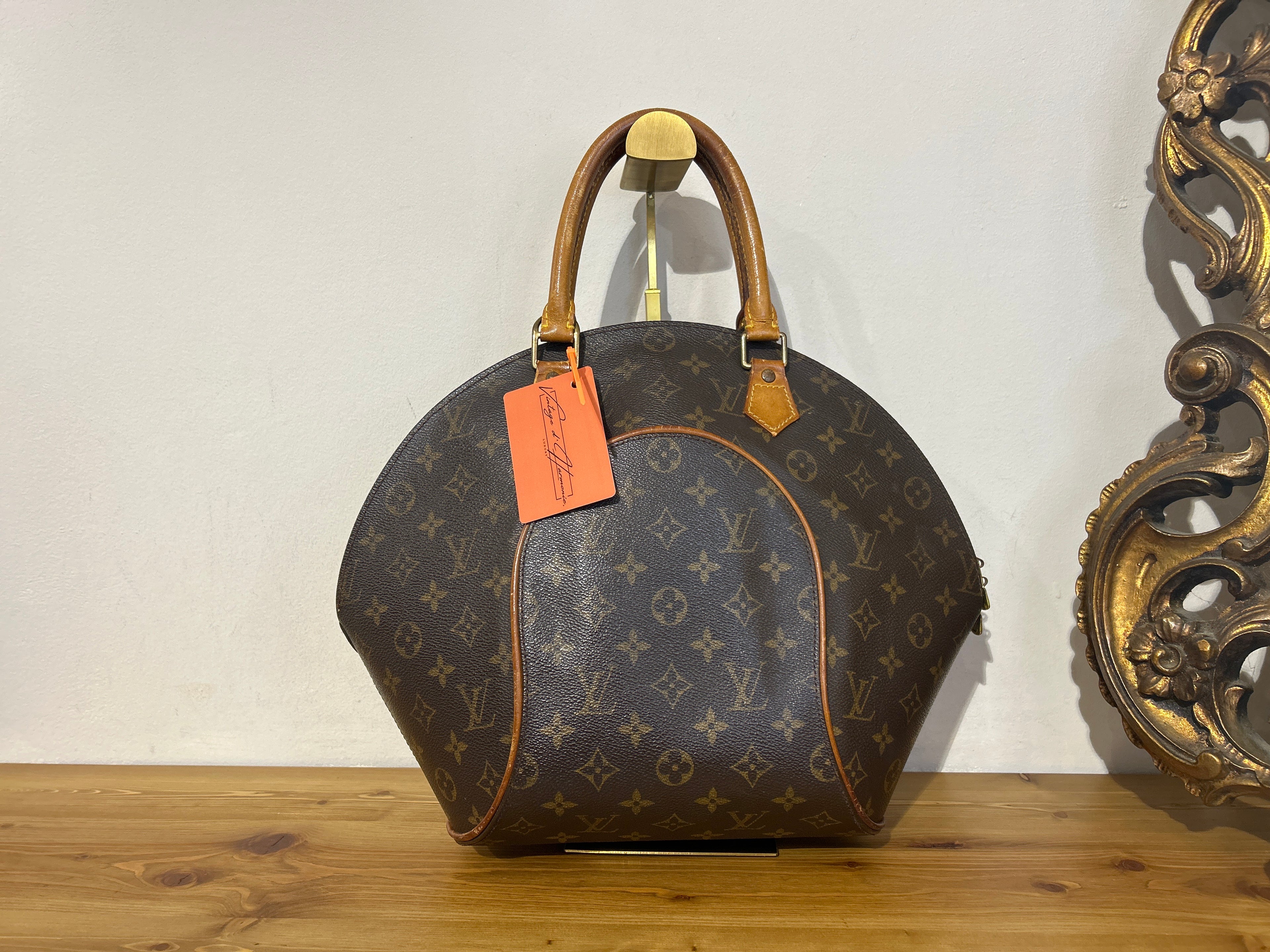 Louis Vuitton Ellipse MM