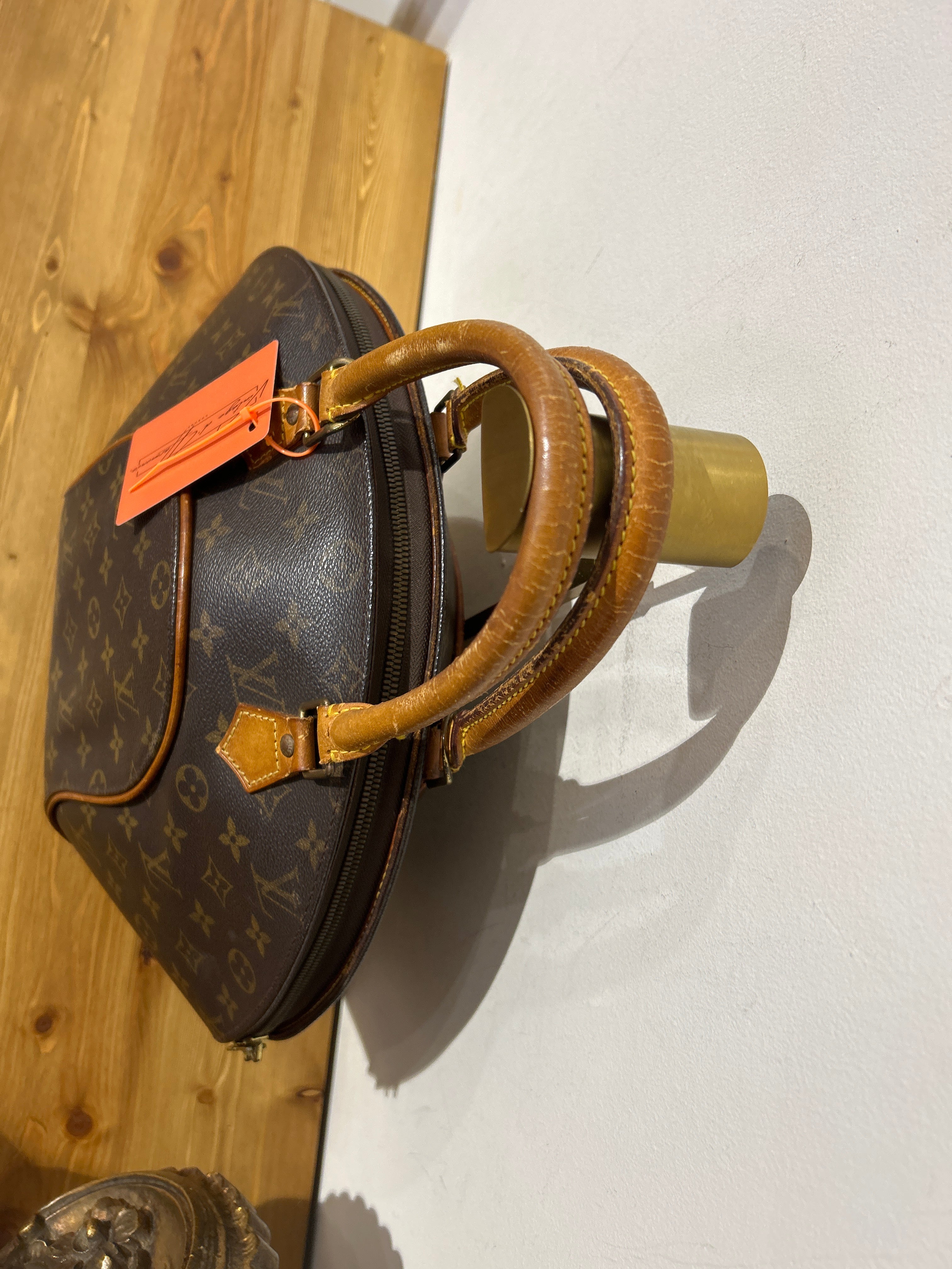 Louis Vuitton Ellipse MM