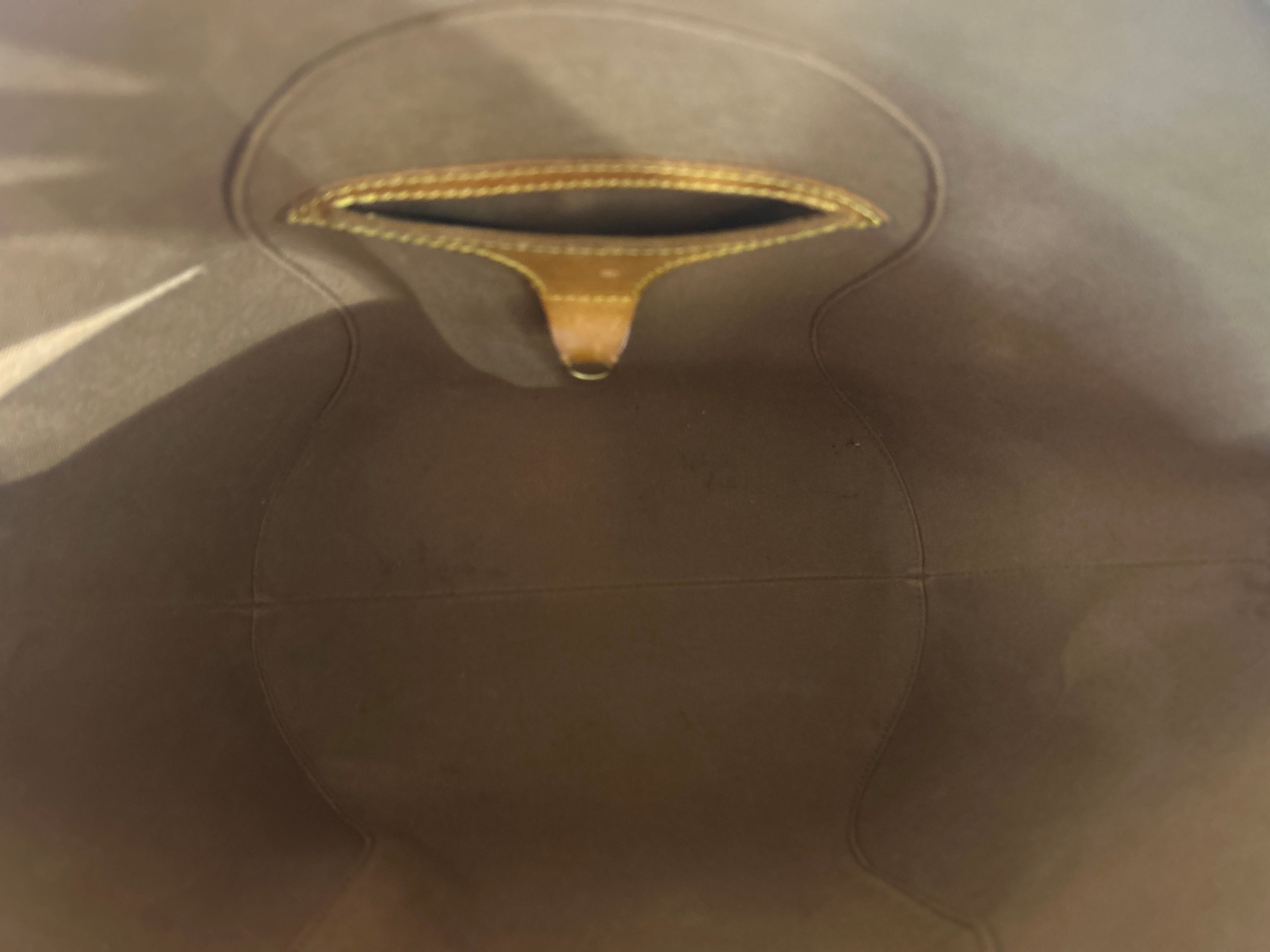 Louis Vuitton Ellipse MM