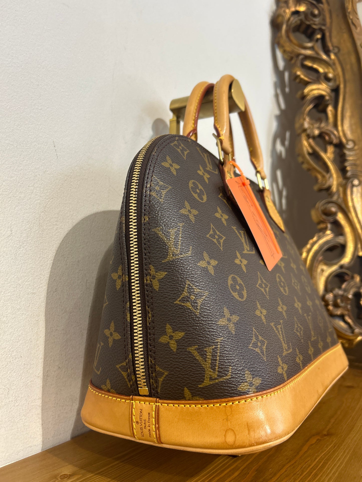 Louis Vuitton Alma