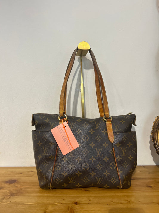 Louis Vuitton Totally PM