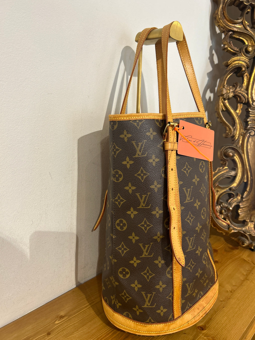 Louis Vuitton Bucket GM