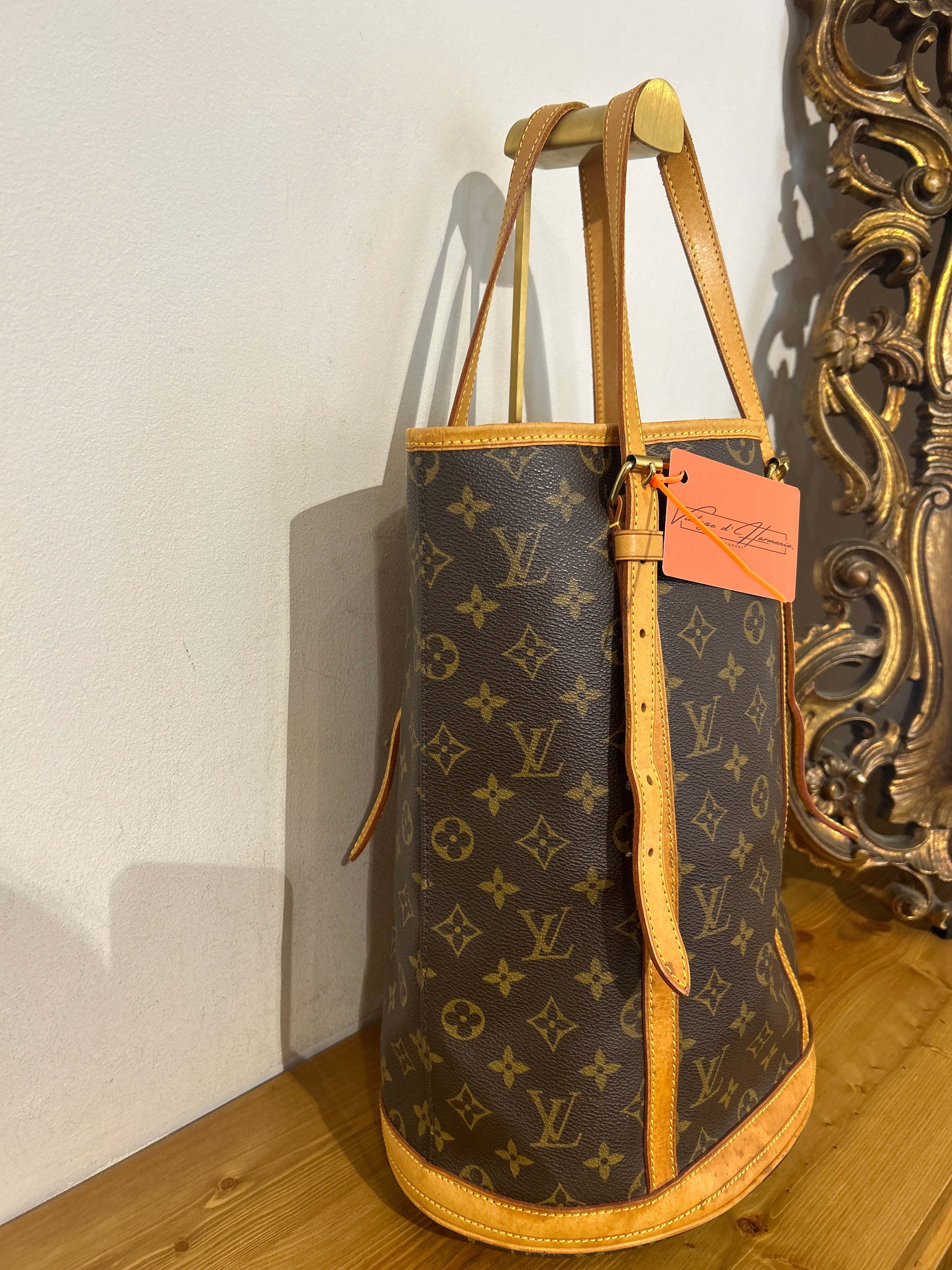 Louis Vuitton Bucket GM