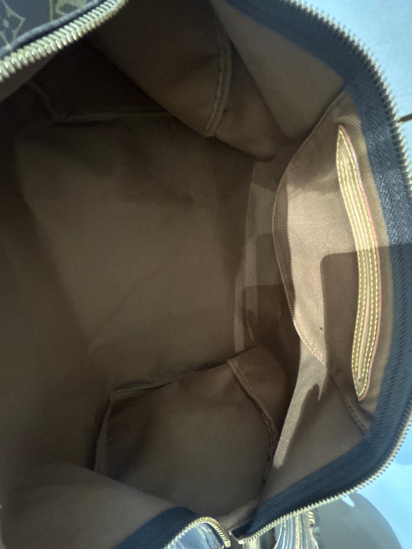 Louis Vuitton Speedy 40