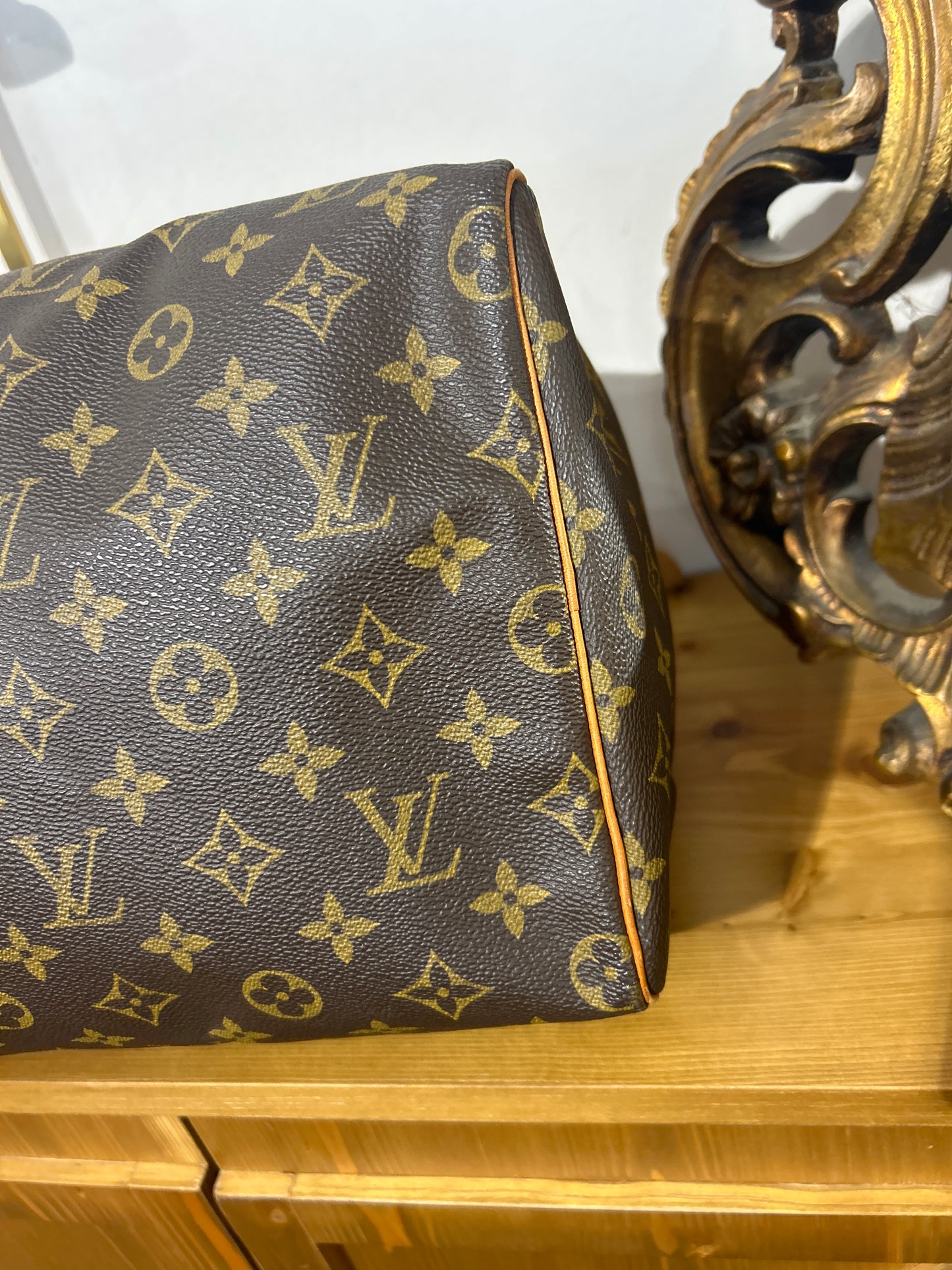 Louis Vuitton Speedy 40