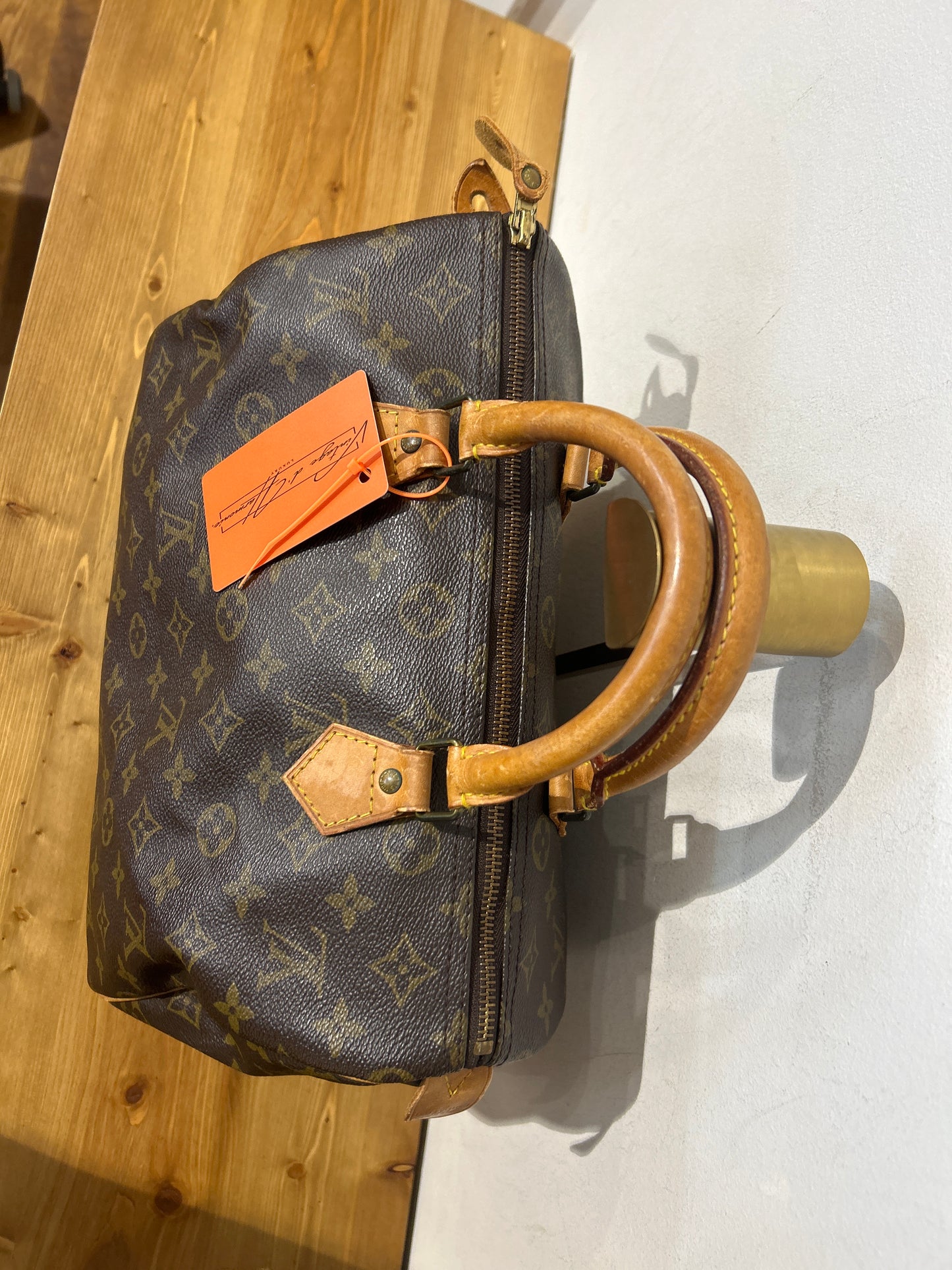 Louis Vuitton Speedy 30