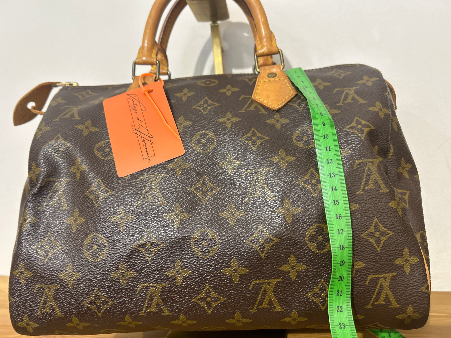 Louis Vuitton Speedy 30