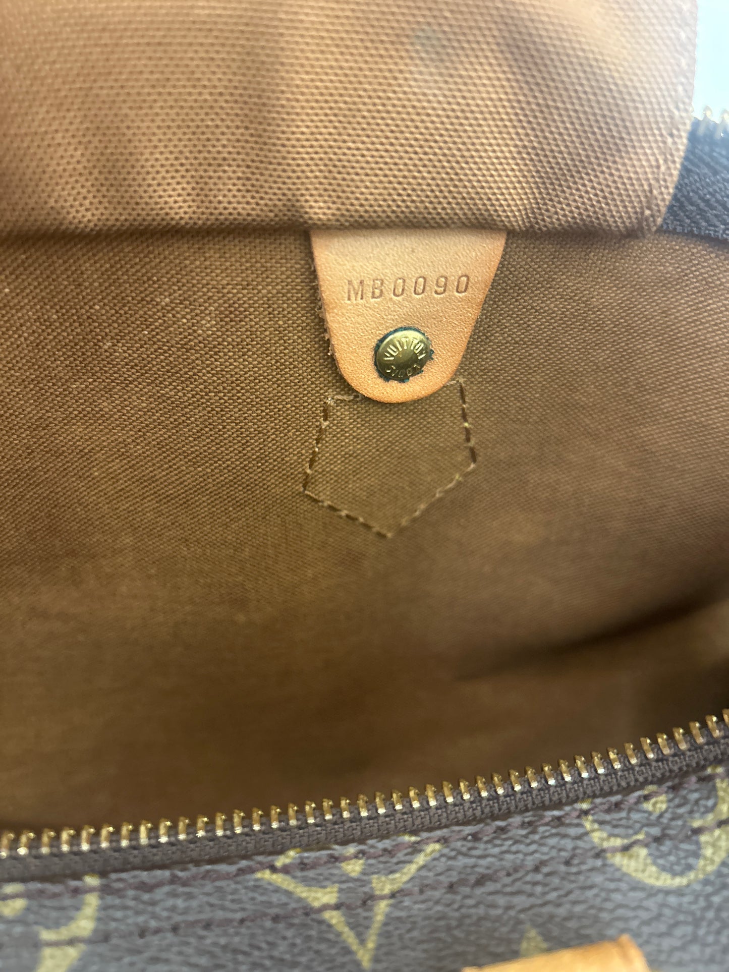 Louis Vuitton Speedy 35