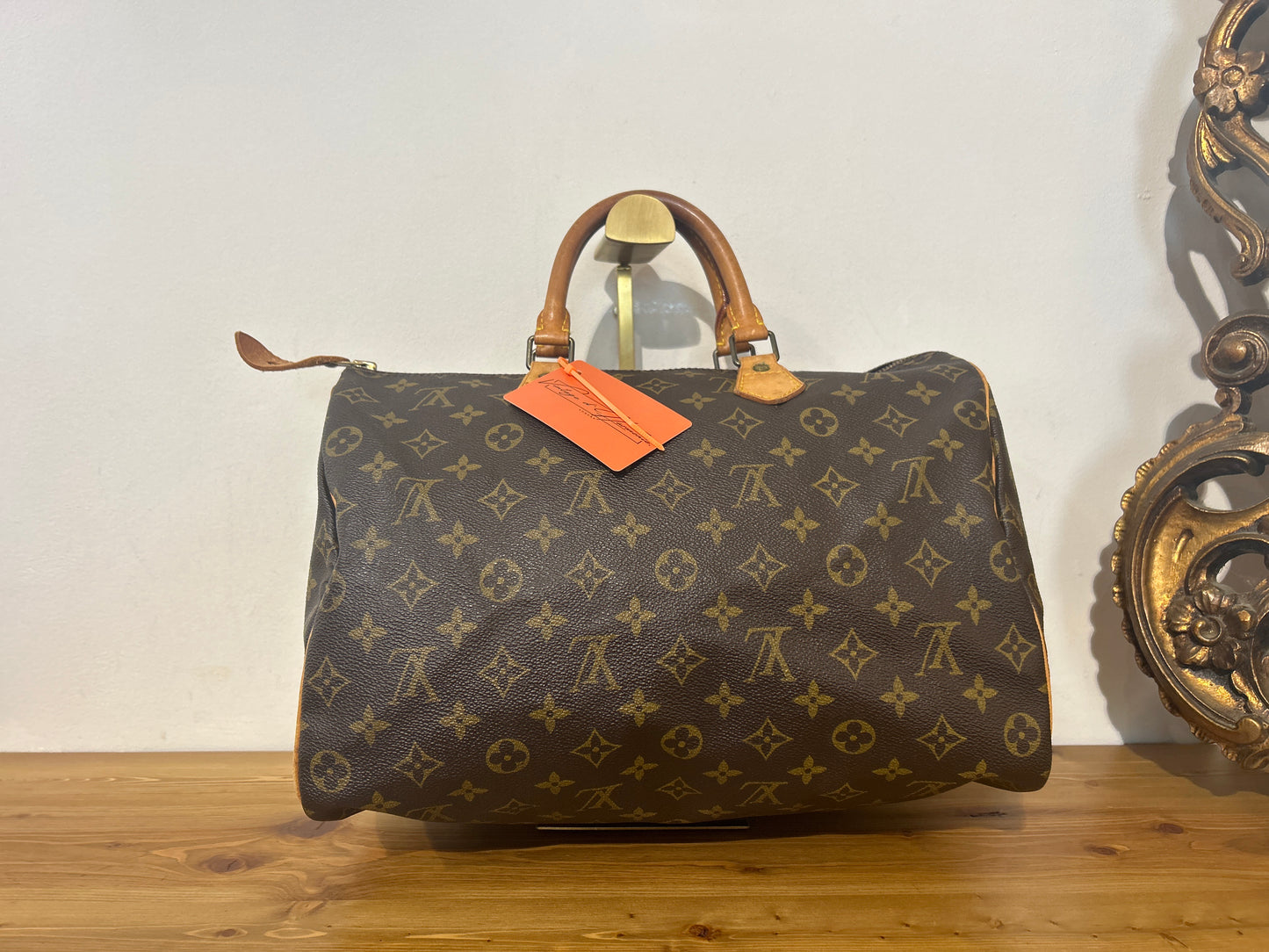 Louis Vuitton Speedy 35