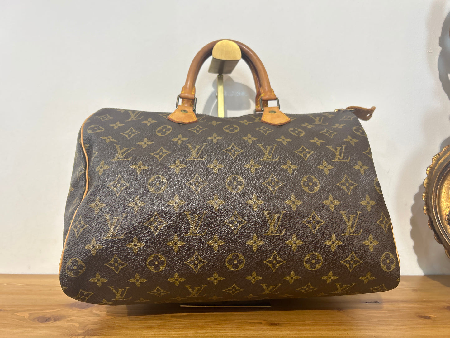 Louis Vuitton Speedy 35