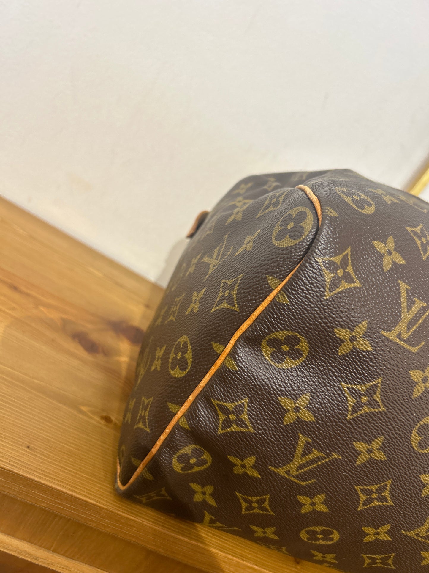 Louis Vuitton Speedy 35