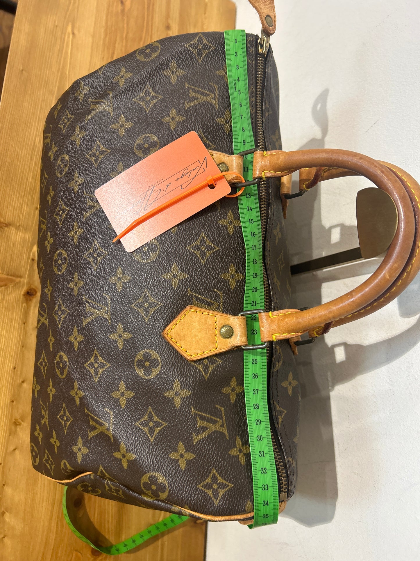 Louis Vuitton Speedy 35
