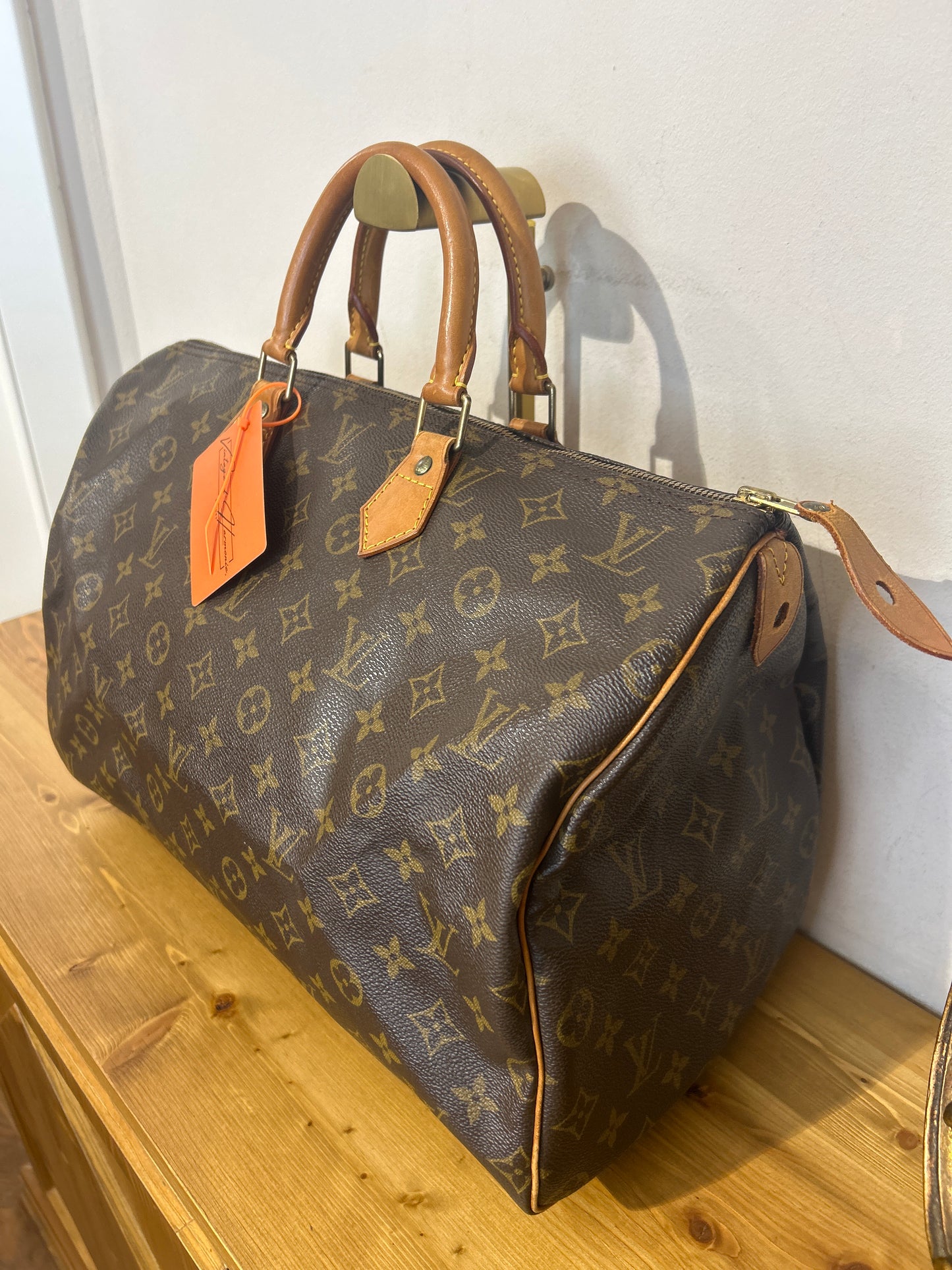 Louis Vuitton Speedy 40