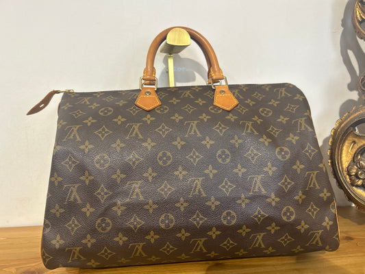 Louis Vuitton Speedy 40