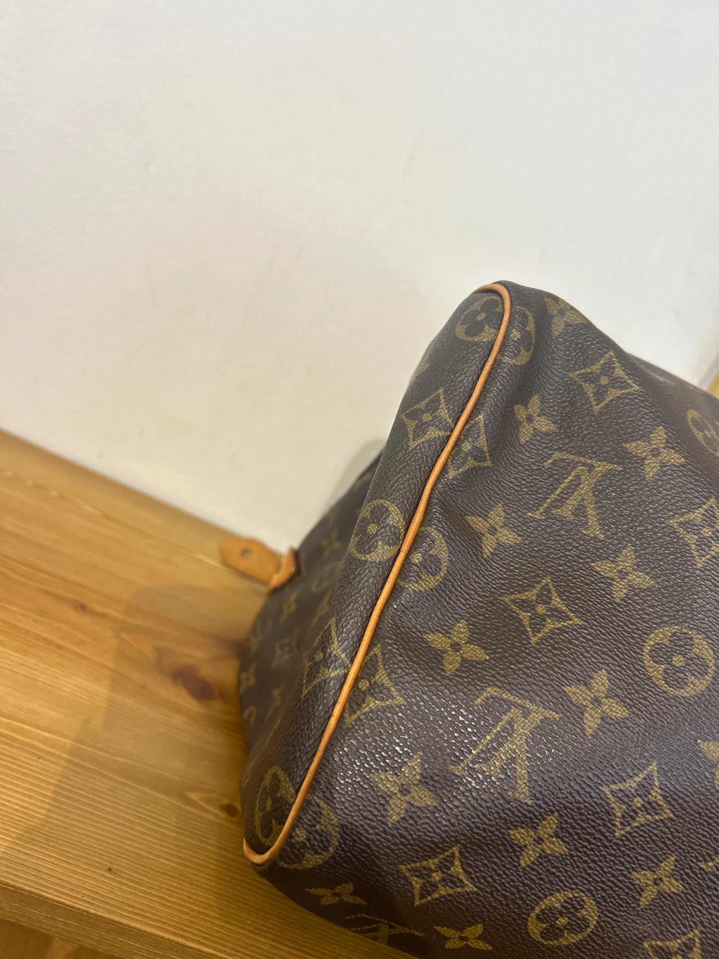 Louis Vuitton Speedy 40