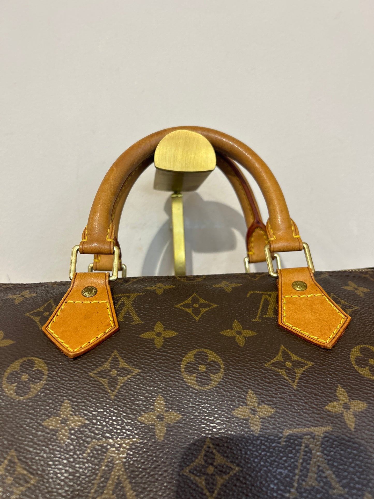 Louis Vuitton Speedy 35