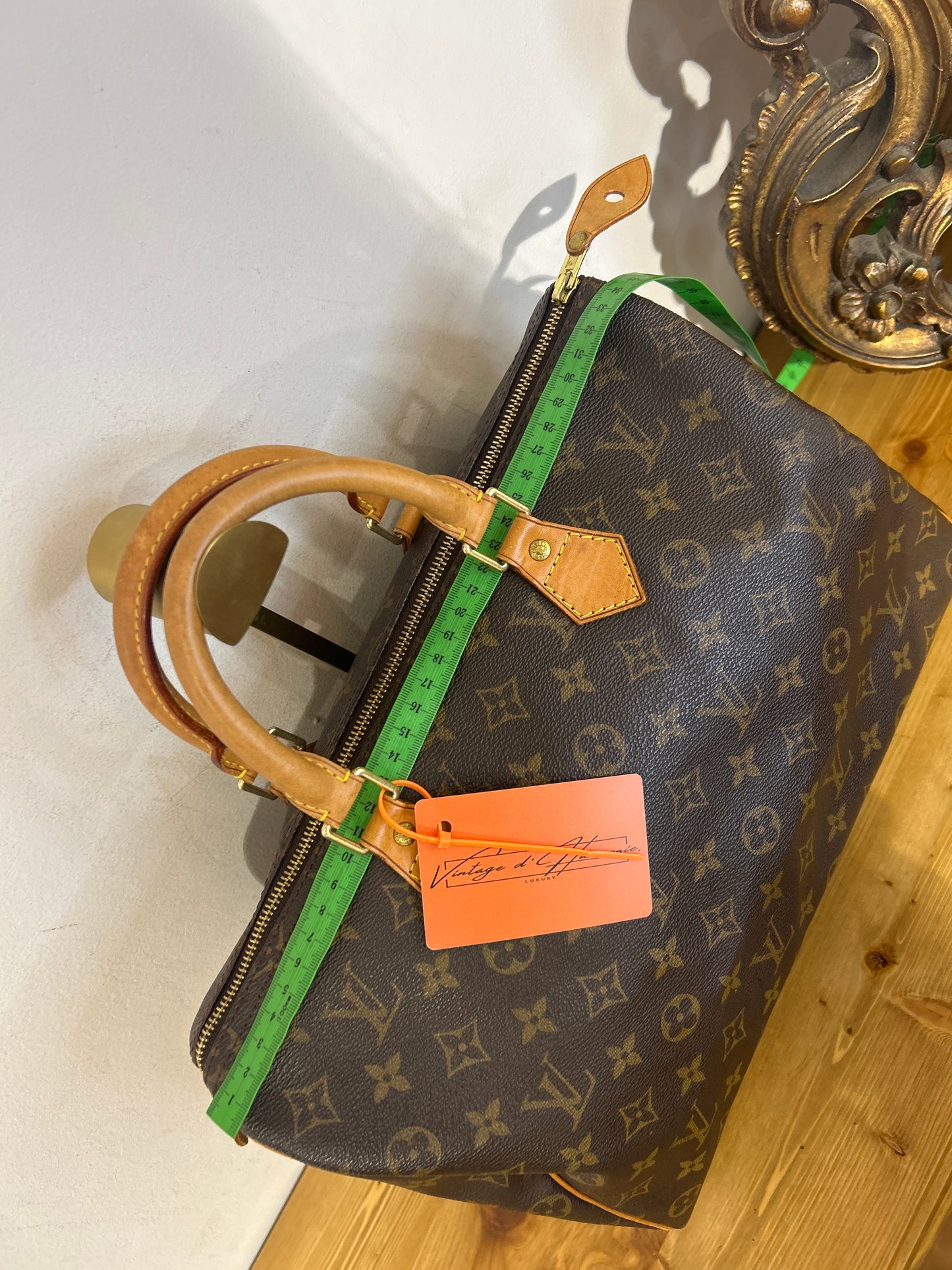 Louis Vuitton Speedy 35