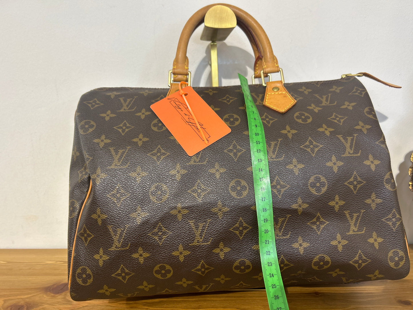 Louis Vuitton Speedy 35