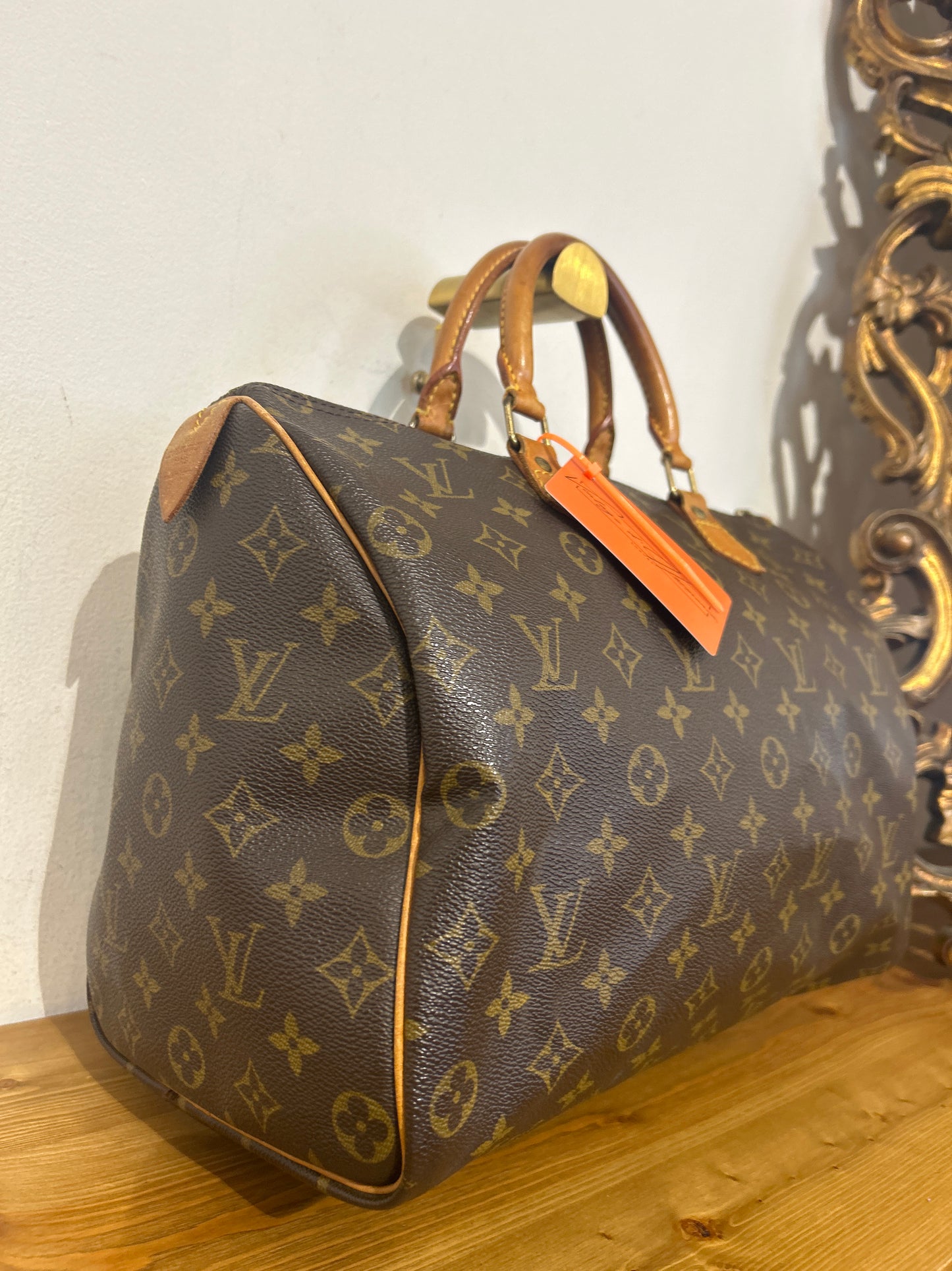 Louis Vuitton Speedy 35