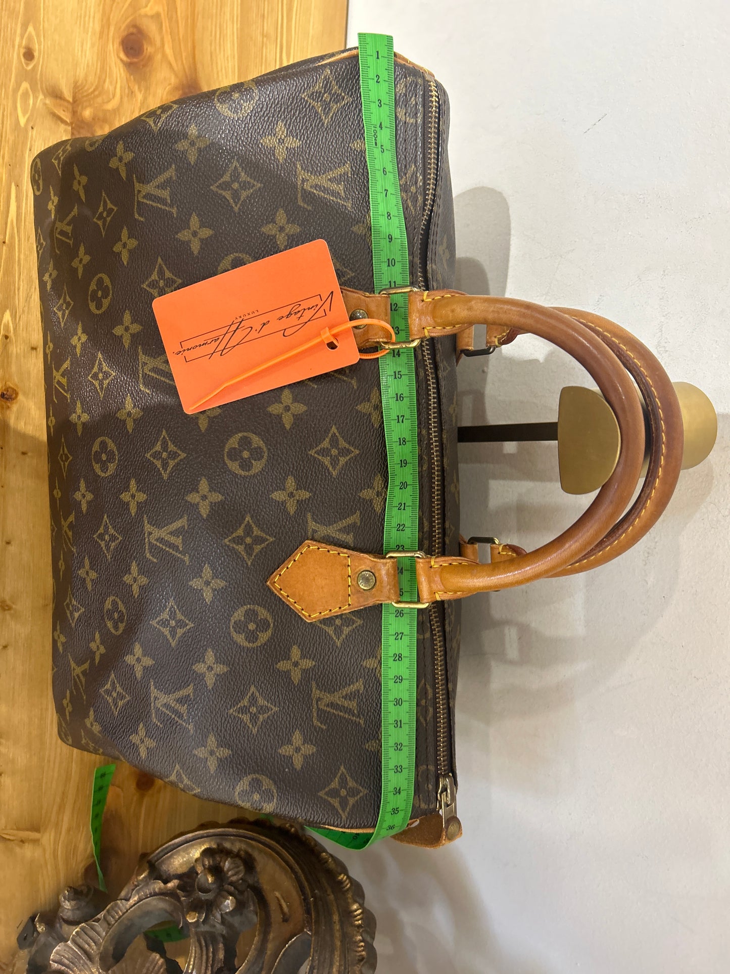 Louis Vuitton Speedy 35