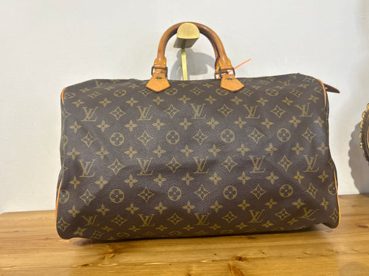 Louis Vuitton Speedy 40