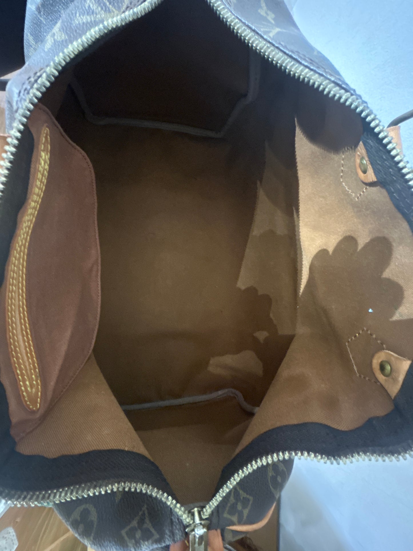 Louis Vuitton Speedy 40