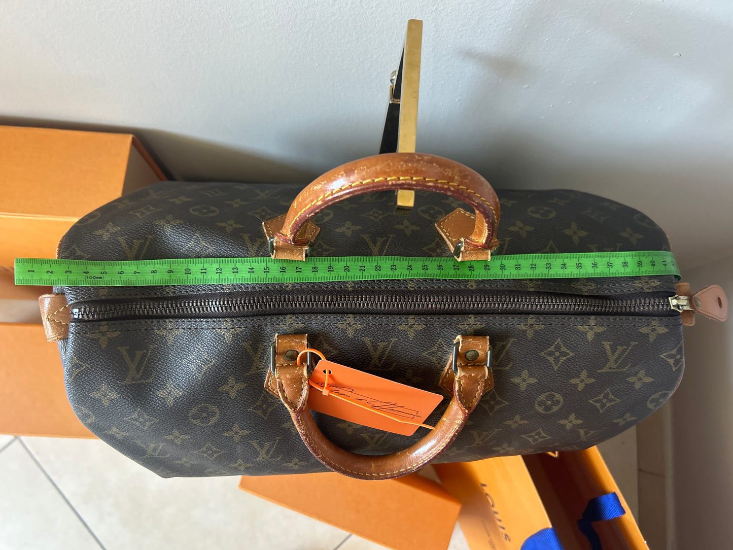 Louis Vuitton Speedy 40