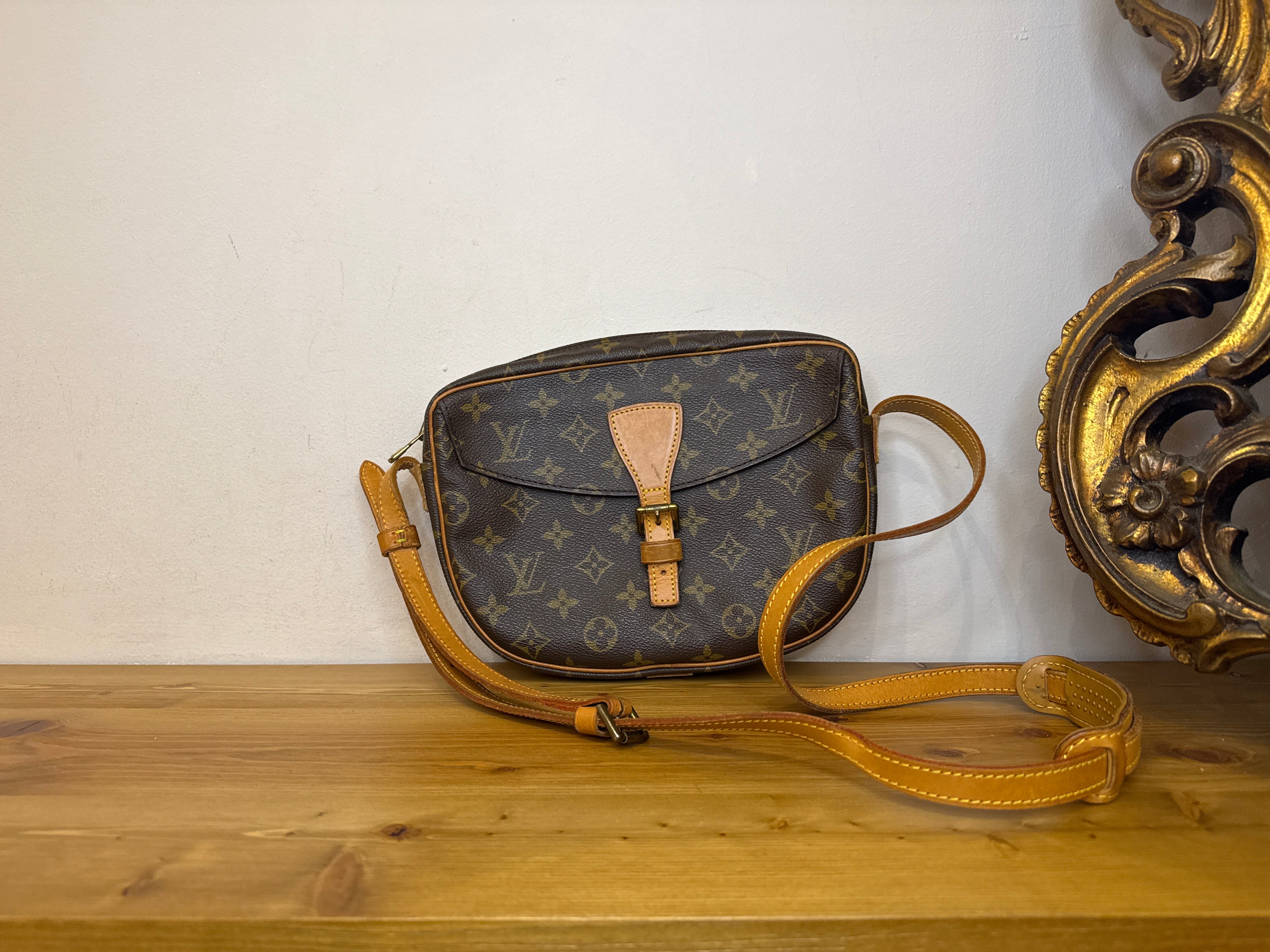 Louis Vuitton Jeune Fille