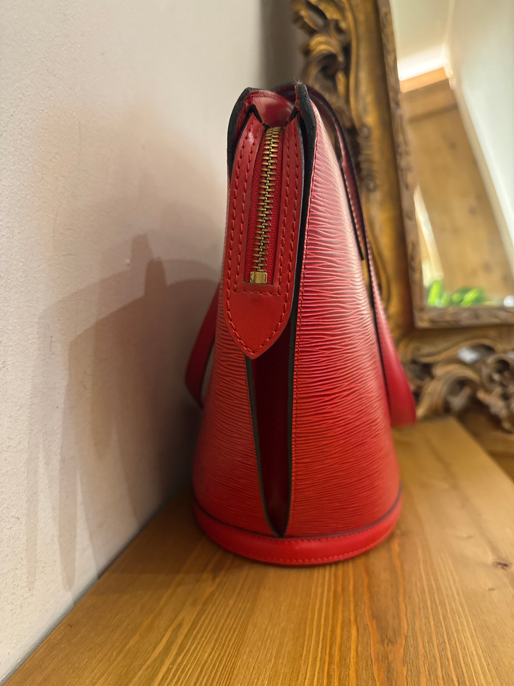 Louis Vuitton Epi Saint Red