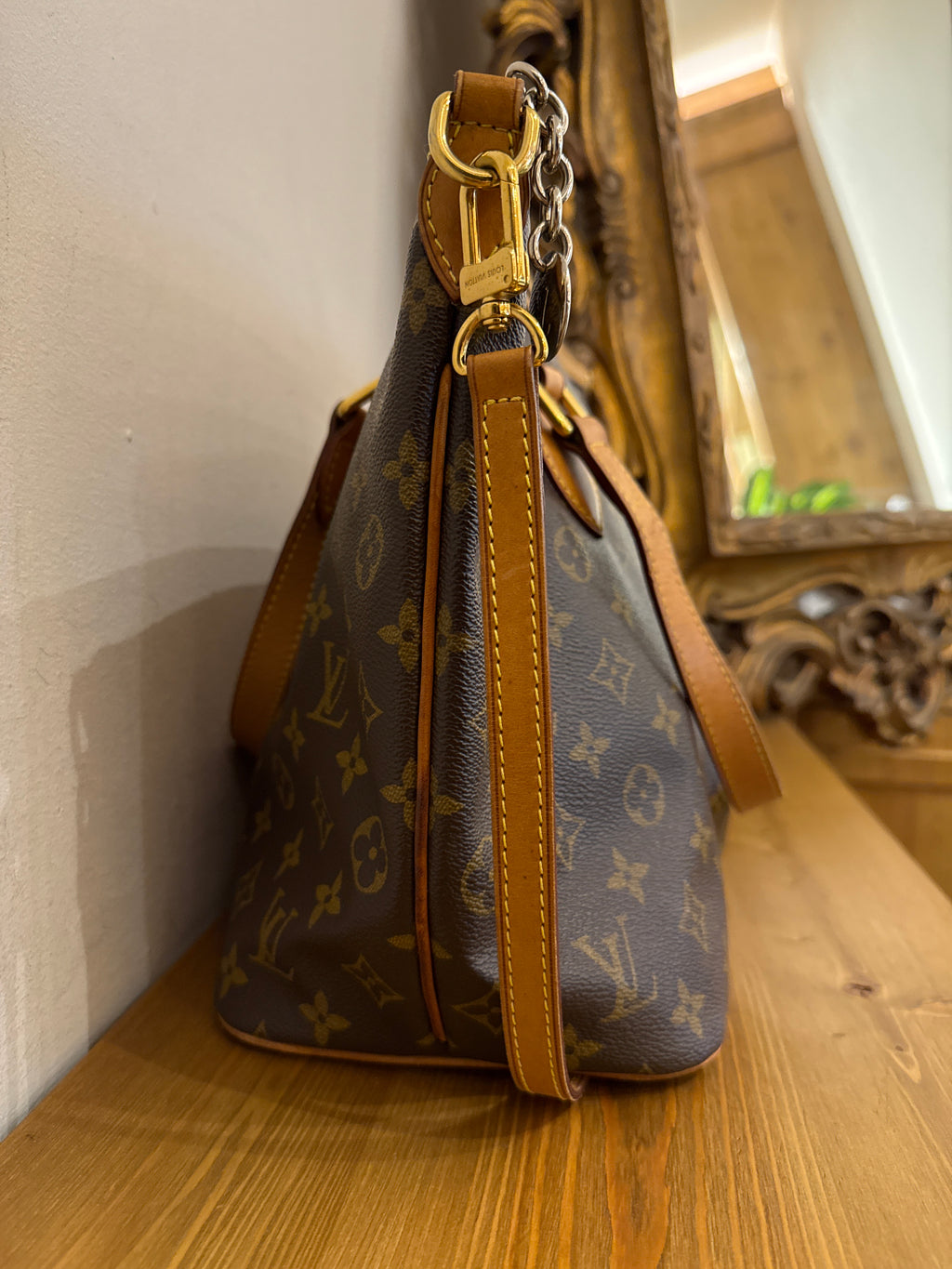 Louis Vuitton Palermo PM