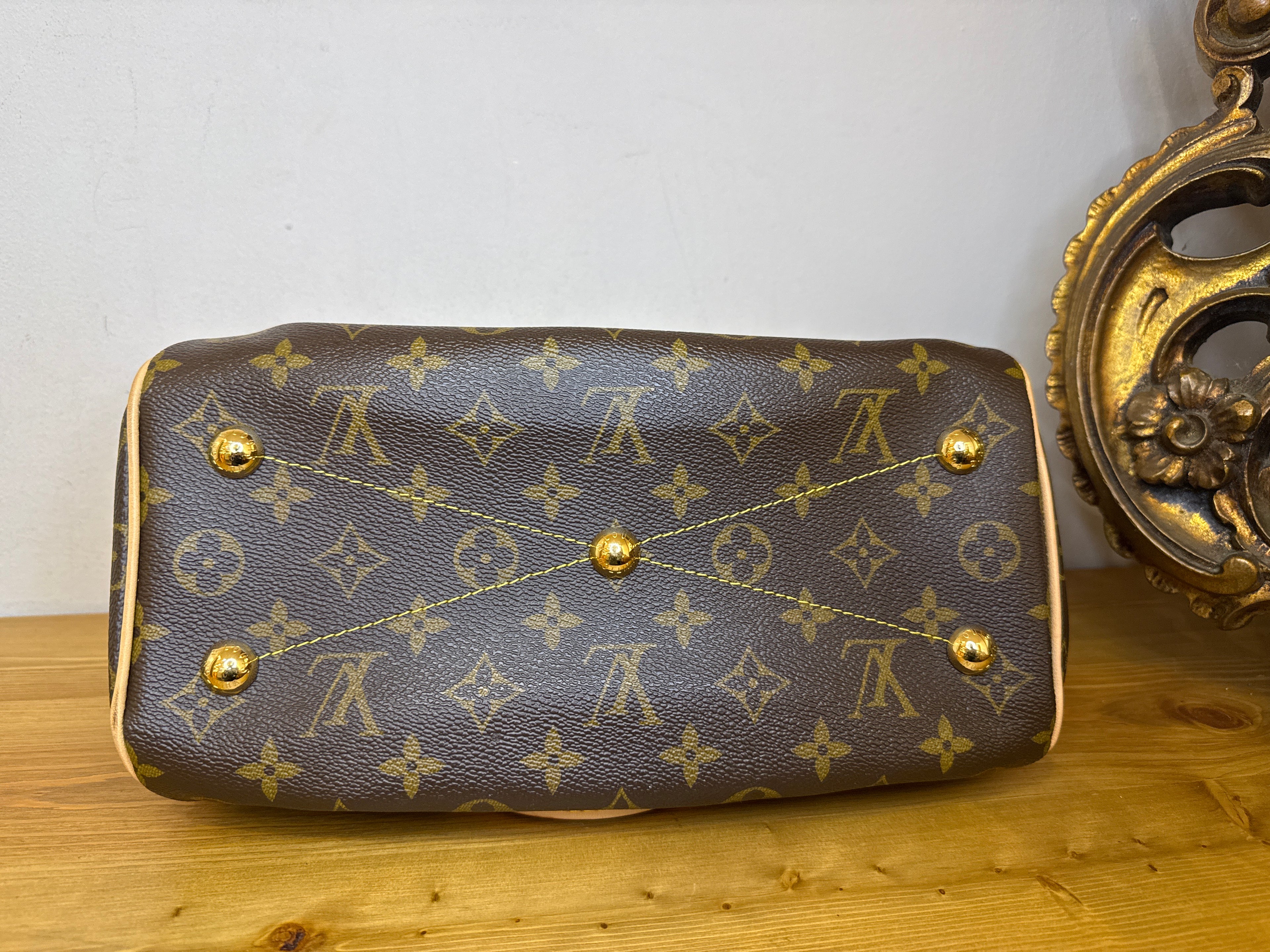 Louis Vuitton Tivoli PM