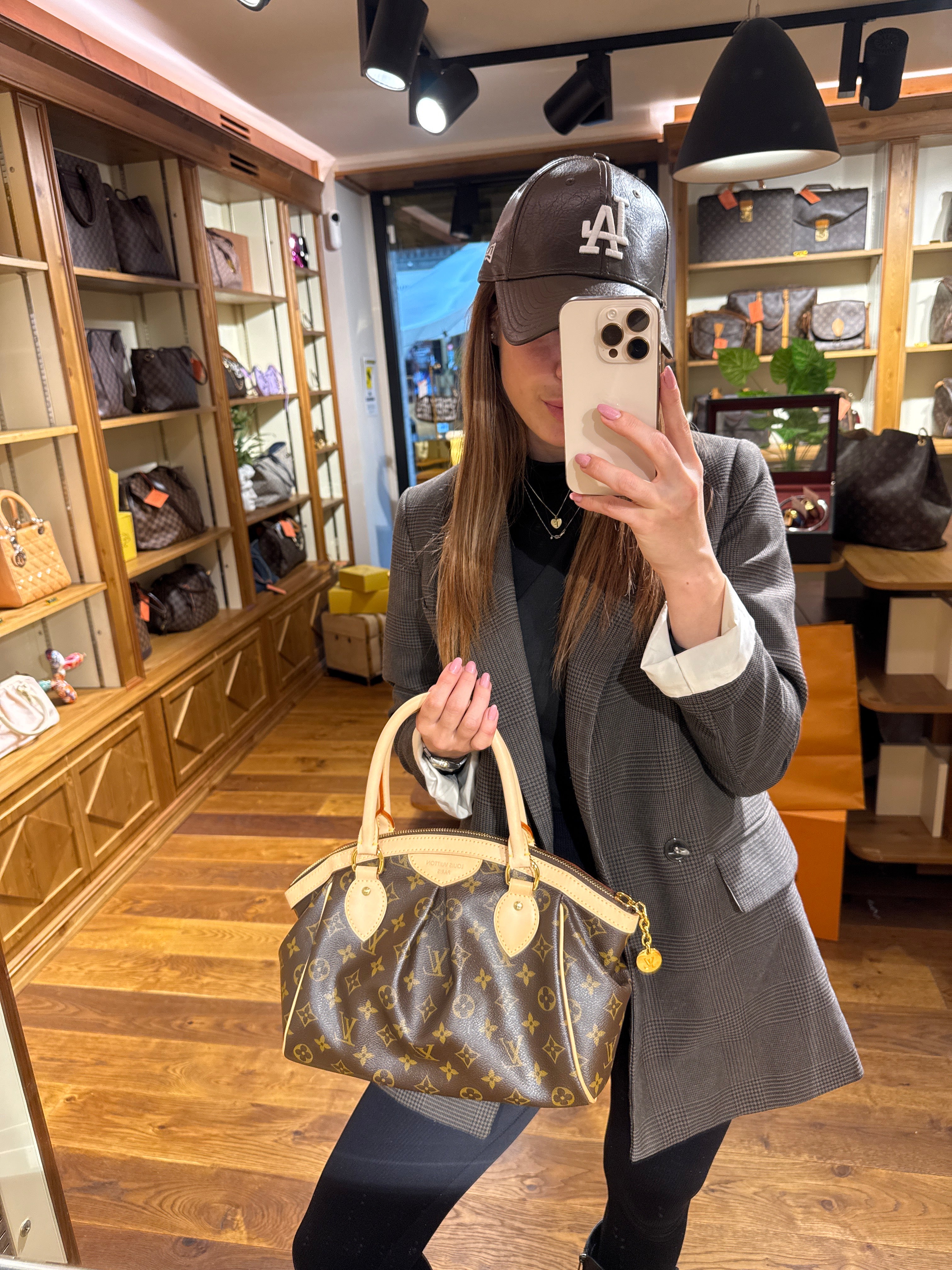 Louis Vuitton Tivoli PM