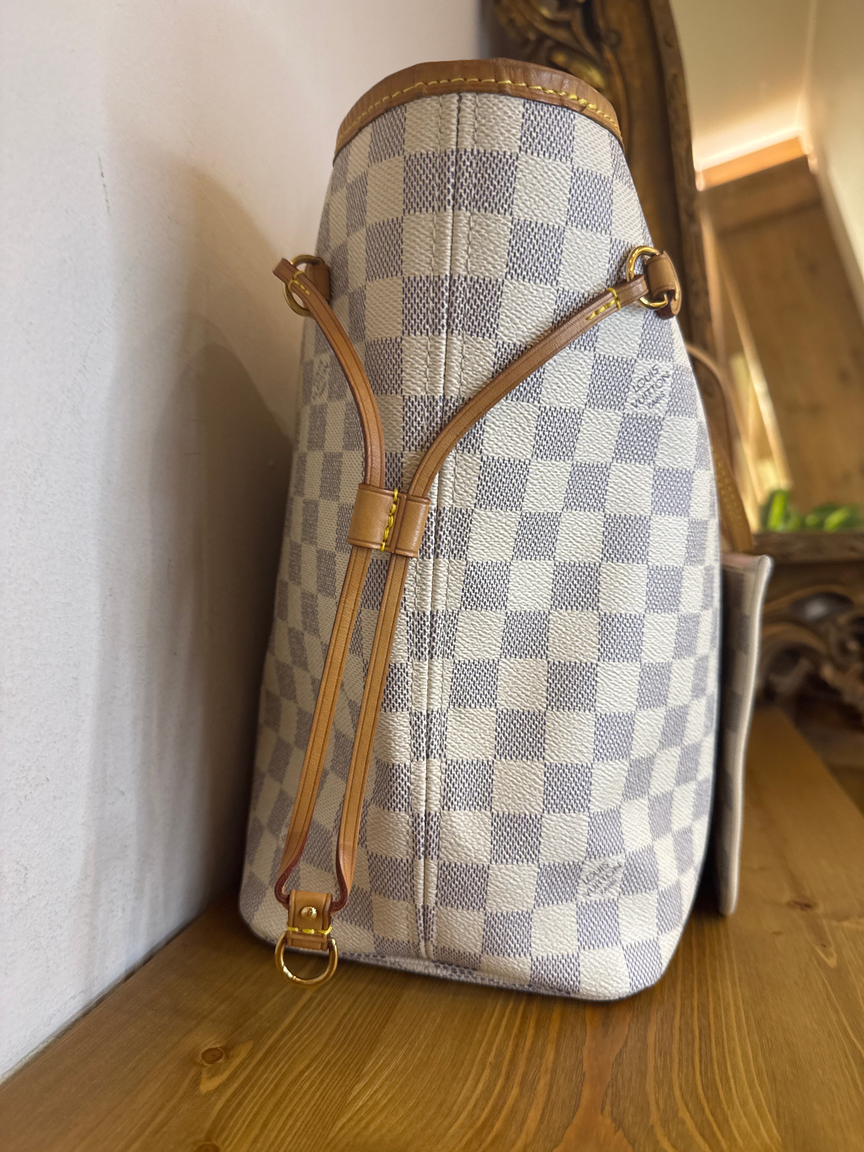 Louis Vuitton Neverfull Damier Azur MM