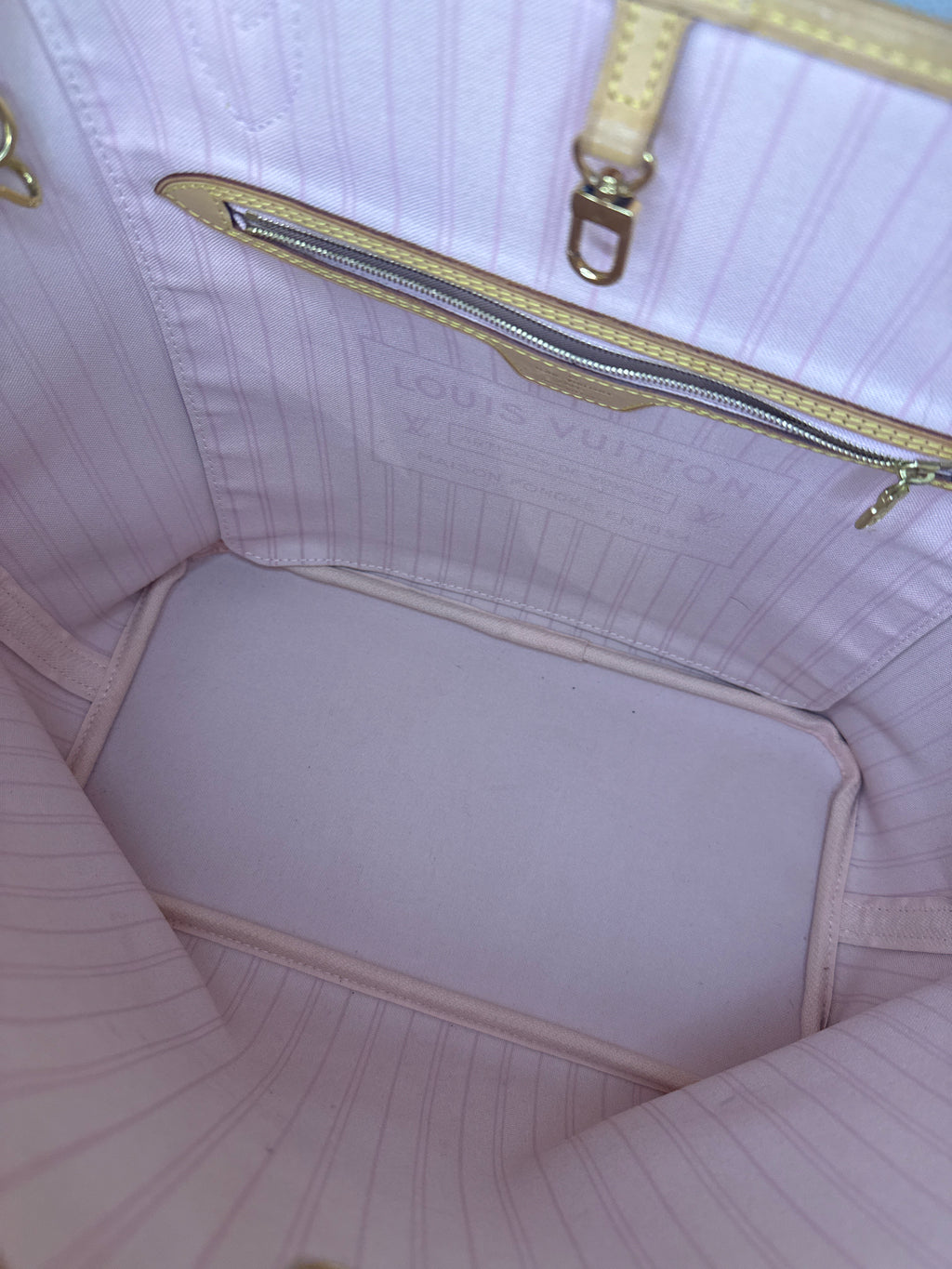 Louis Vuitton Neverfull Damier Azur MM