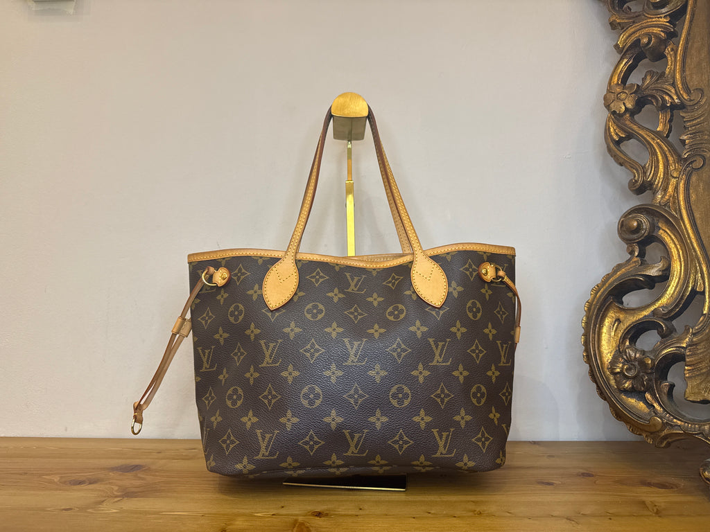 Louis Vuitton Neverfull PM