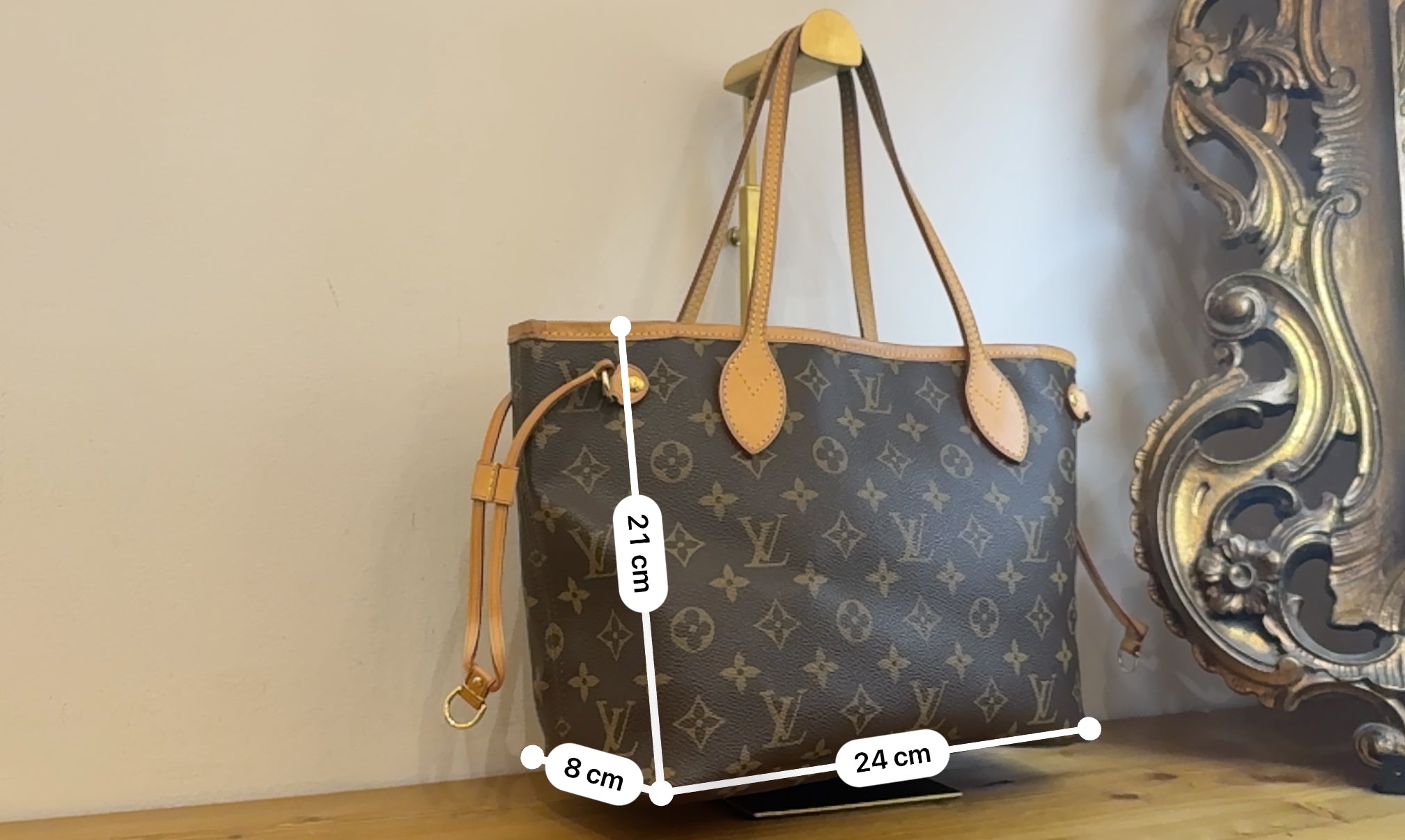 Louis Vuitton Neverfull PM
