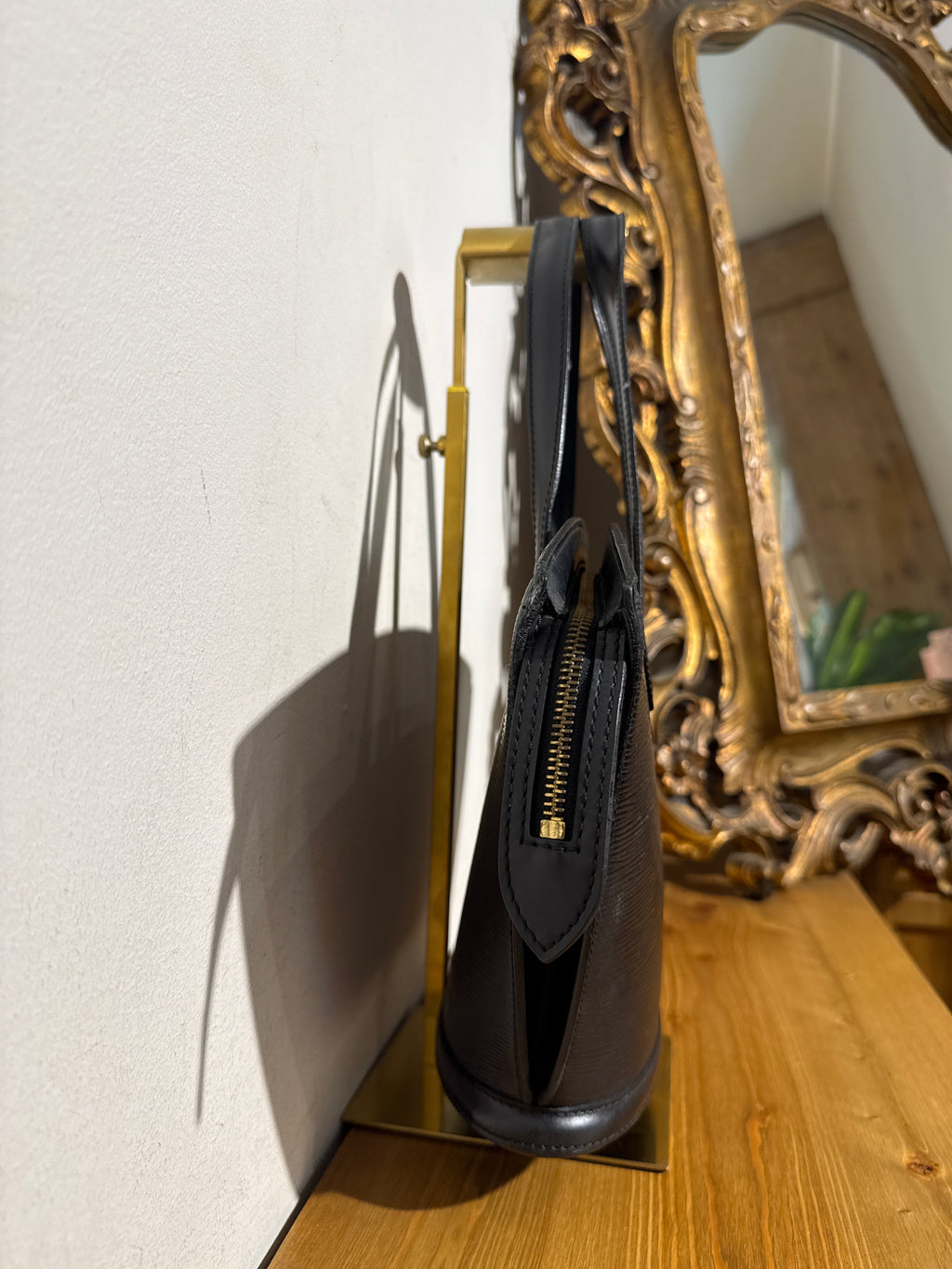 Louis Vuitton Epi Saint Jacques Black