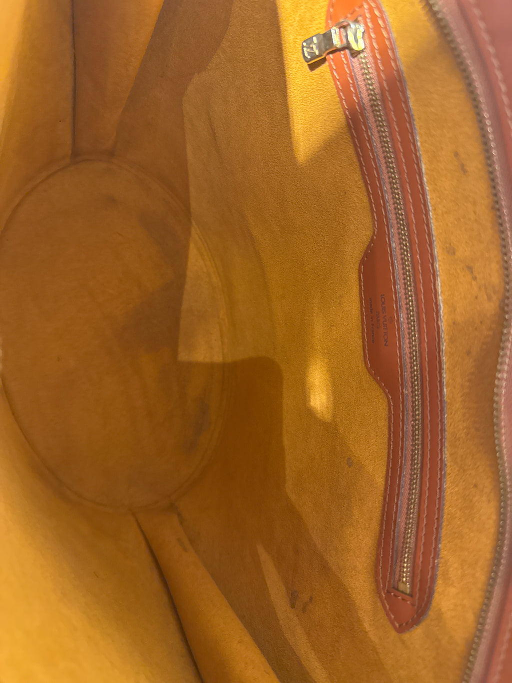 Louis Vuitton Epi Saint