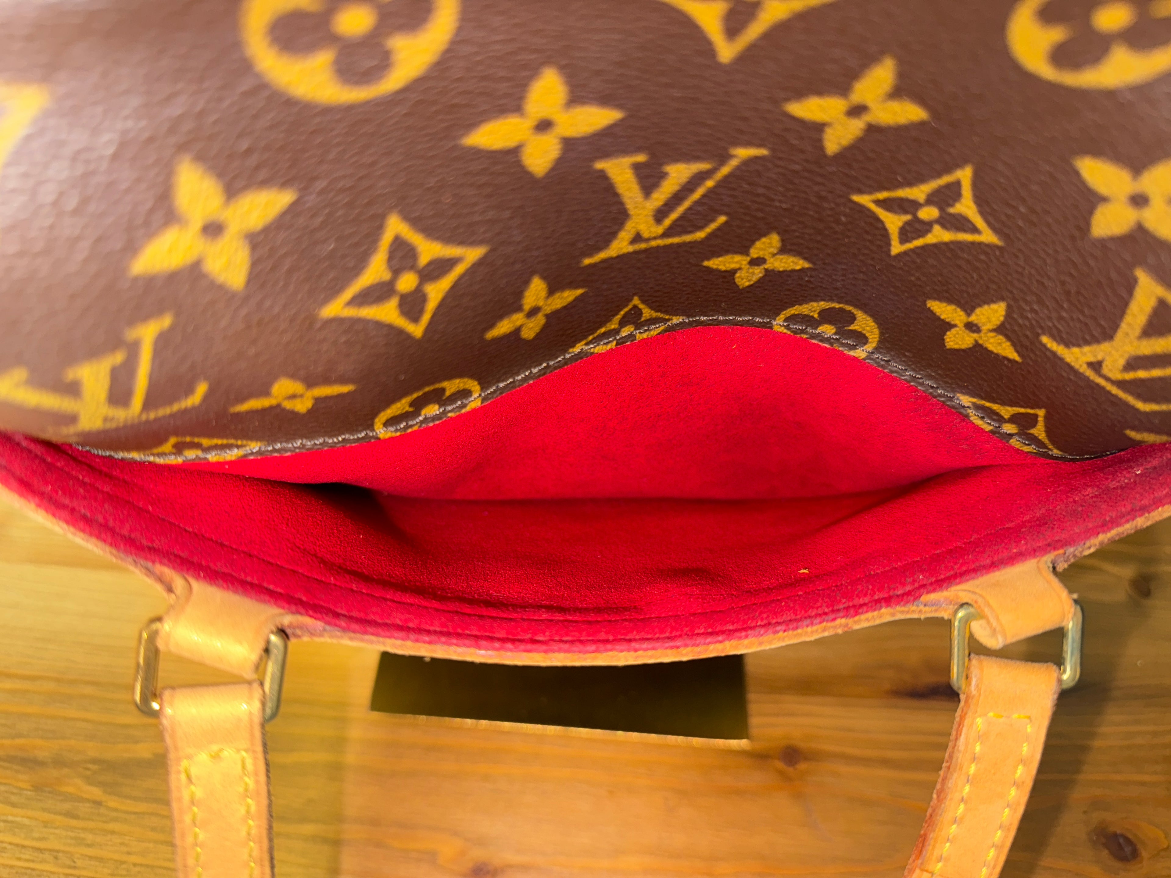 Louis Vuitton Coussin
