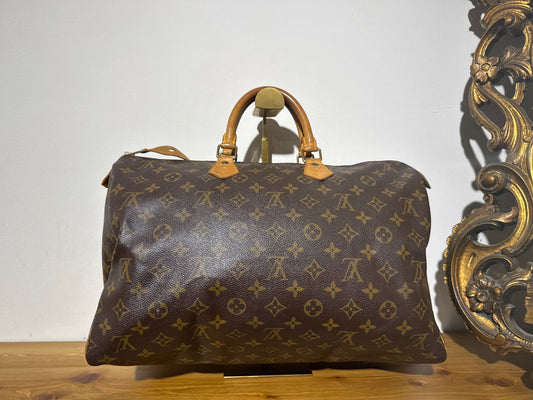 Louis Vuitton Speedy 40 Monogram