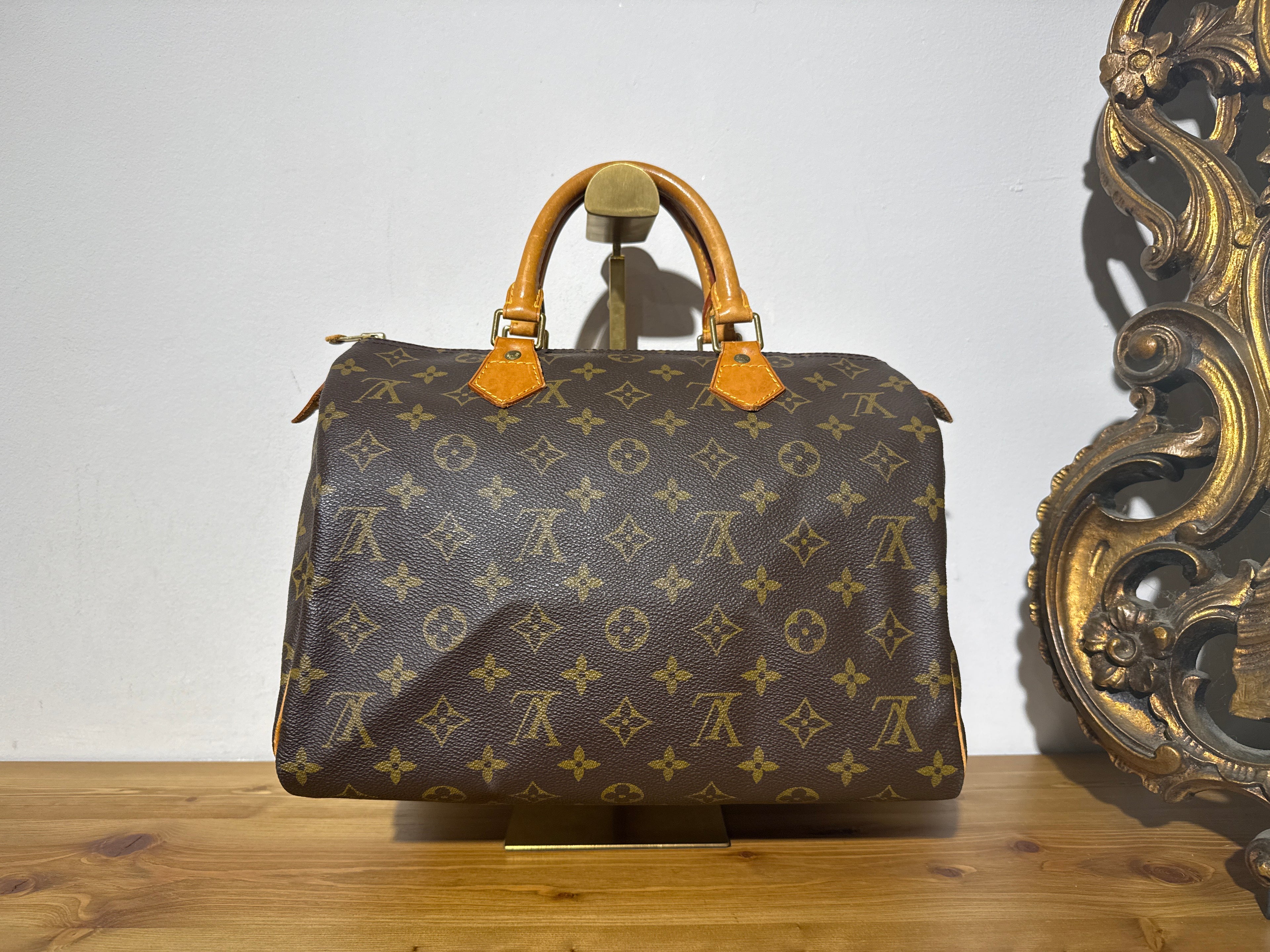 Louis Vuitton Speedy 30