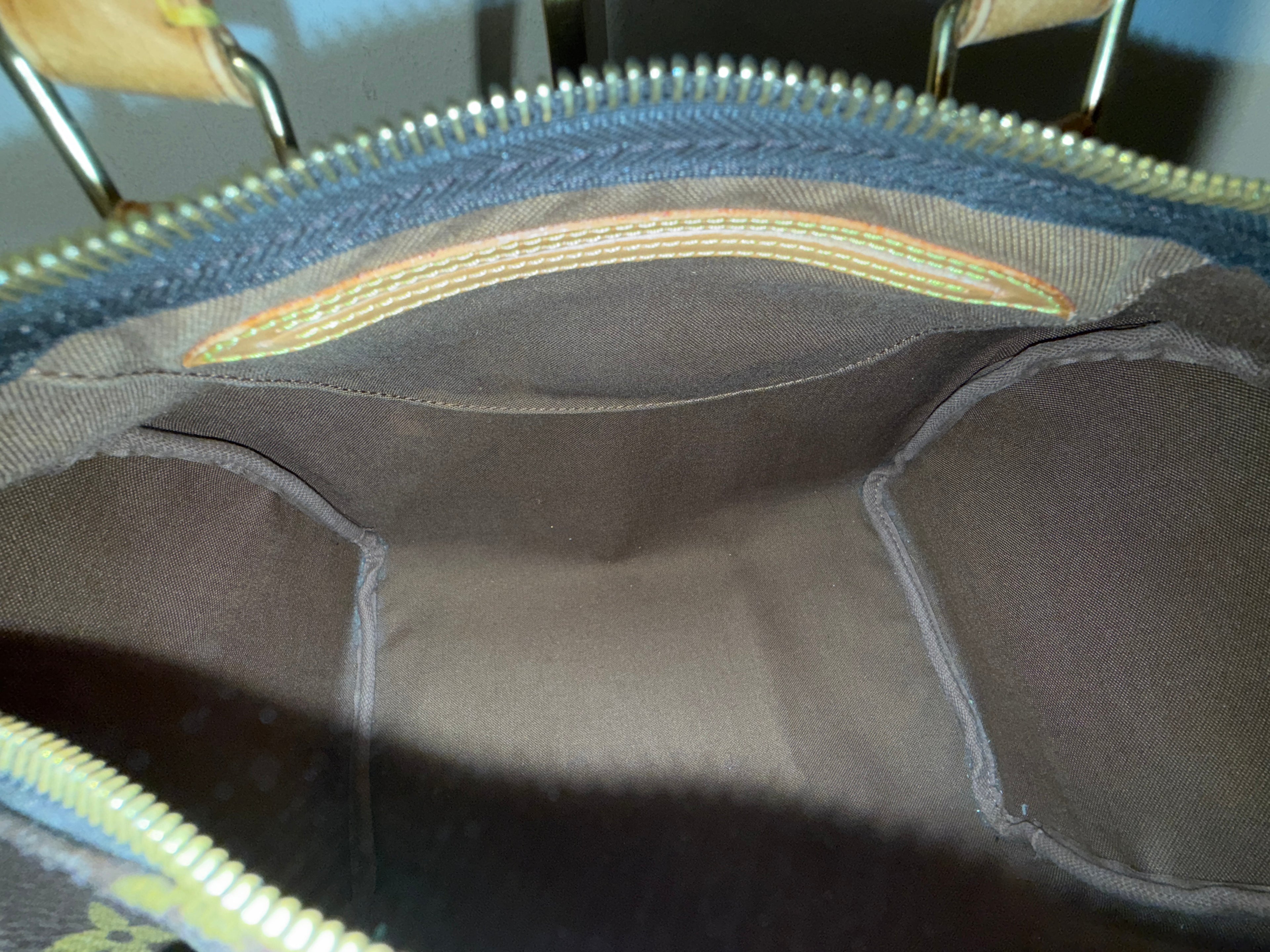 Louis Vuitton Speedy 30