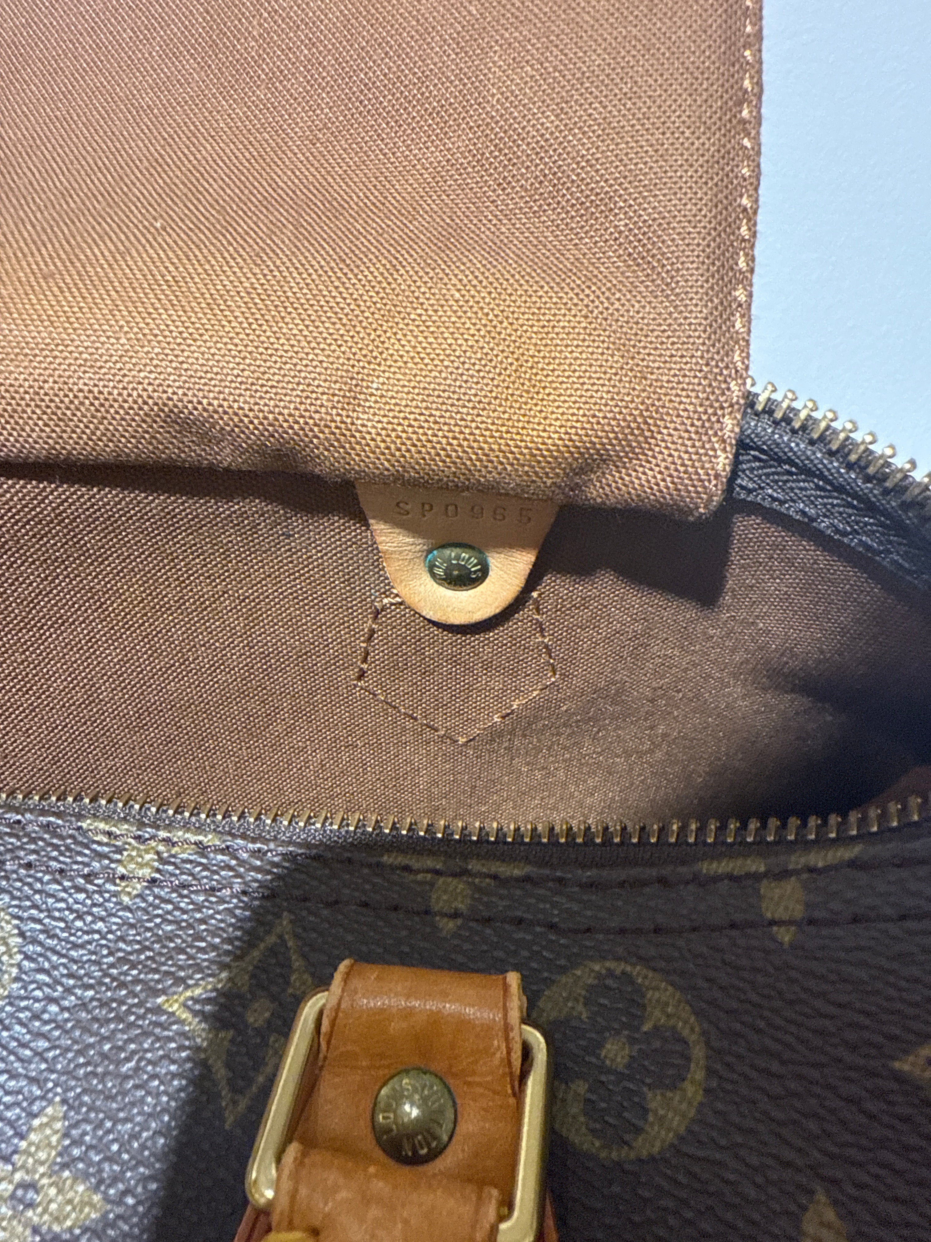 Louis Vuitton Speedy 30