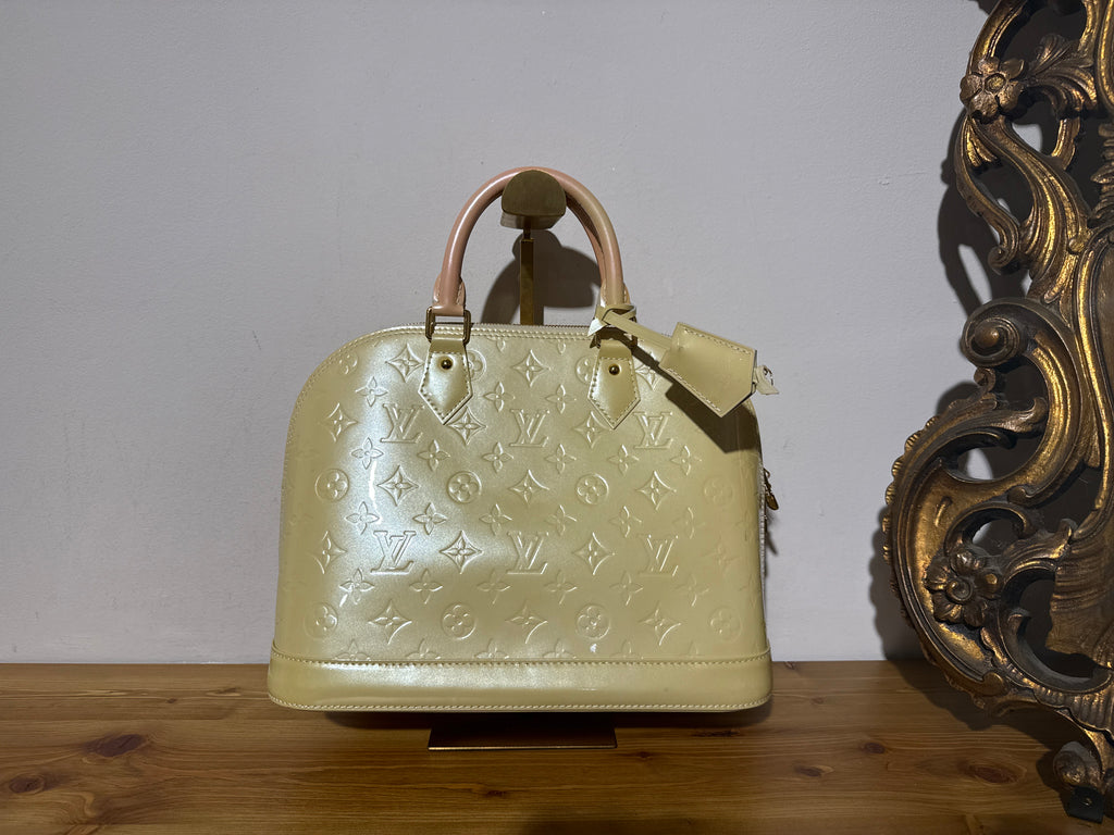 Louis Vuitton Alma PM
