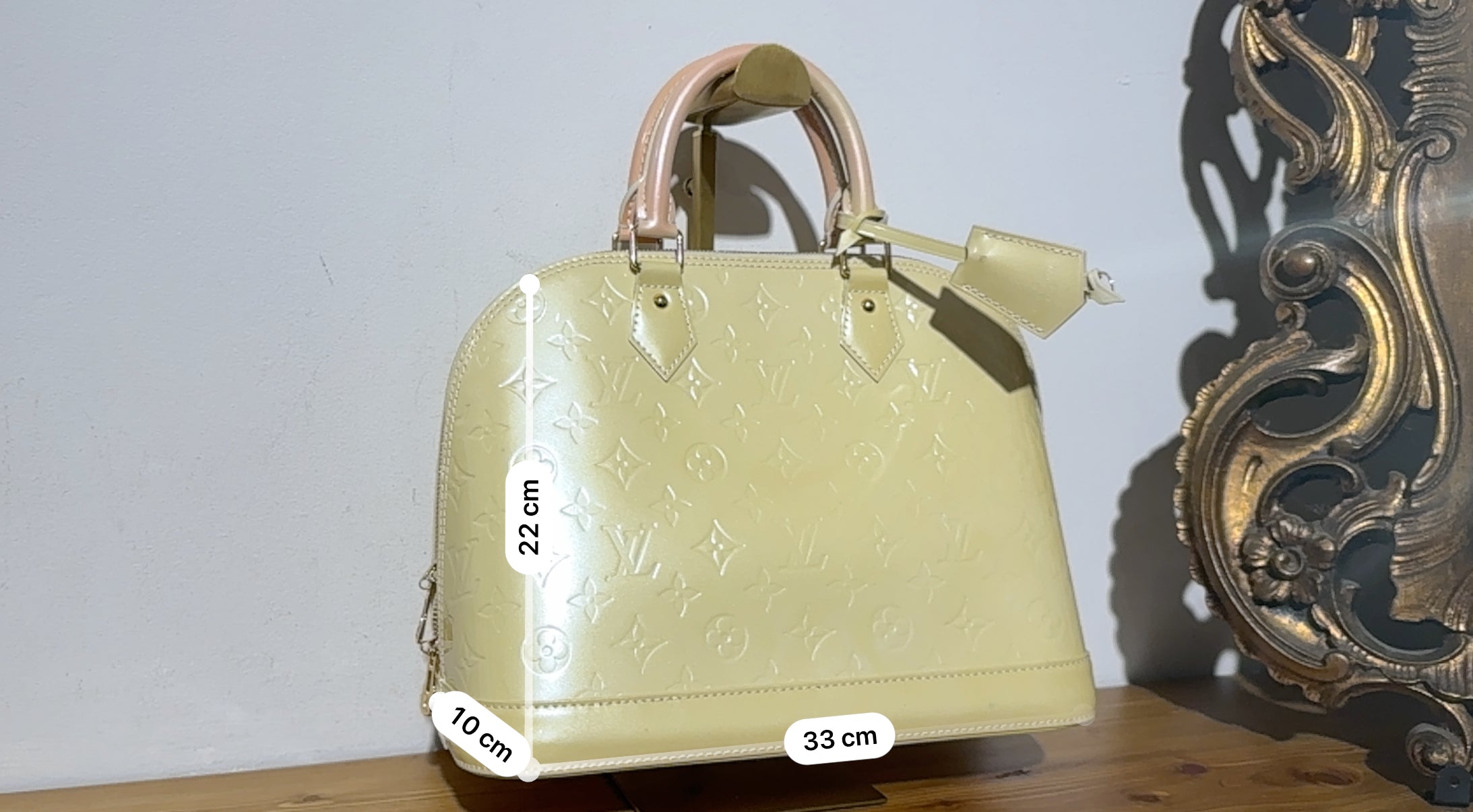 Louis Vuitton Alma PM