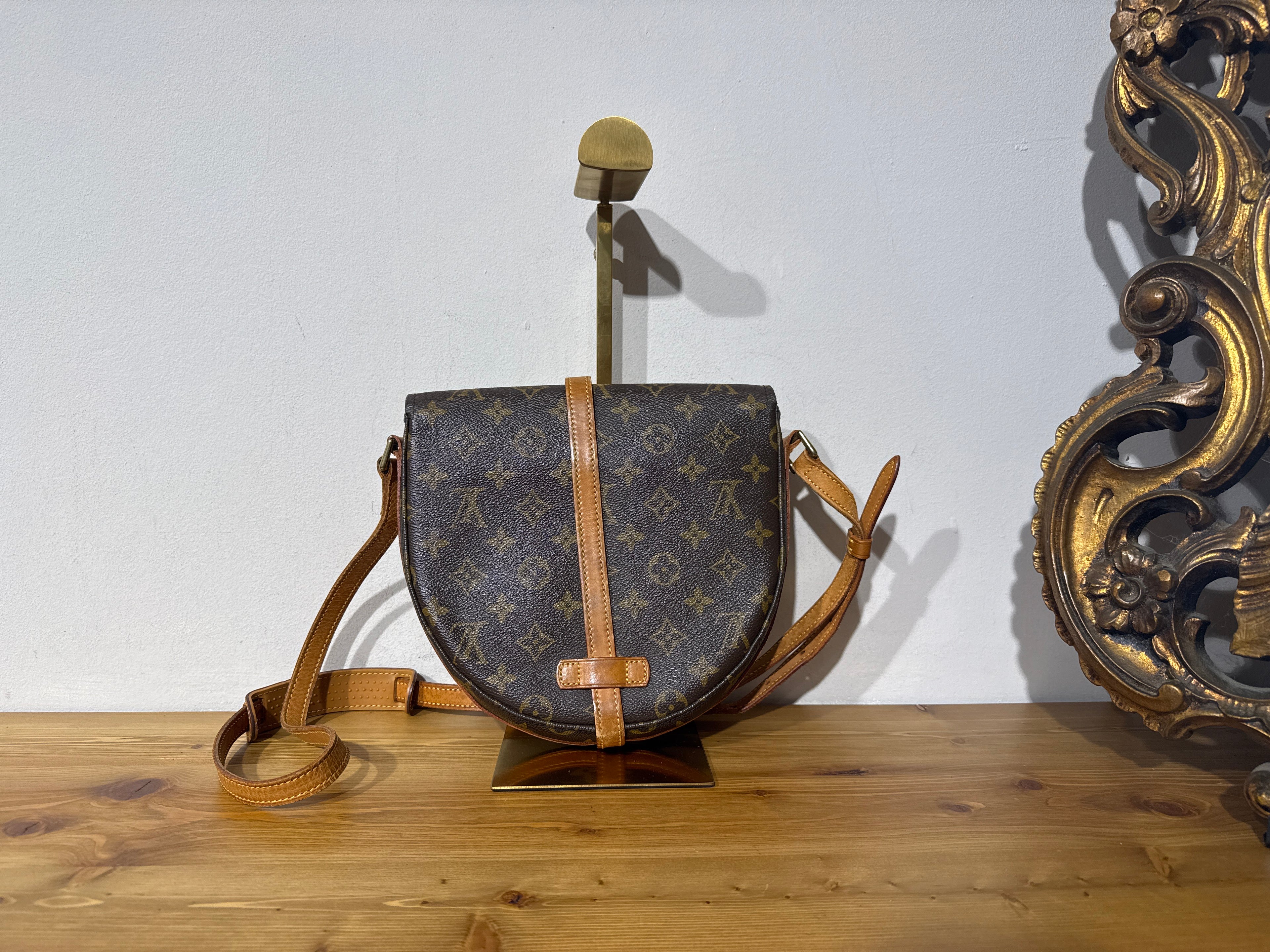 Louis Vuitton Chantilly MM Crossbody